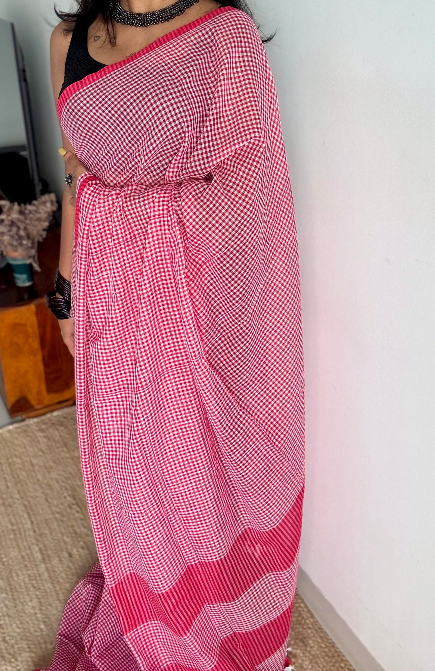 Red and white mul, micro checks - YCBCMCNO03