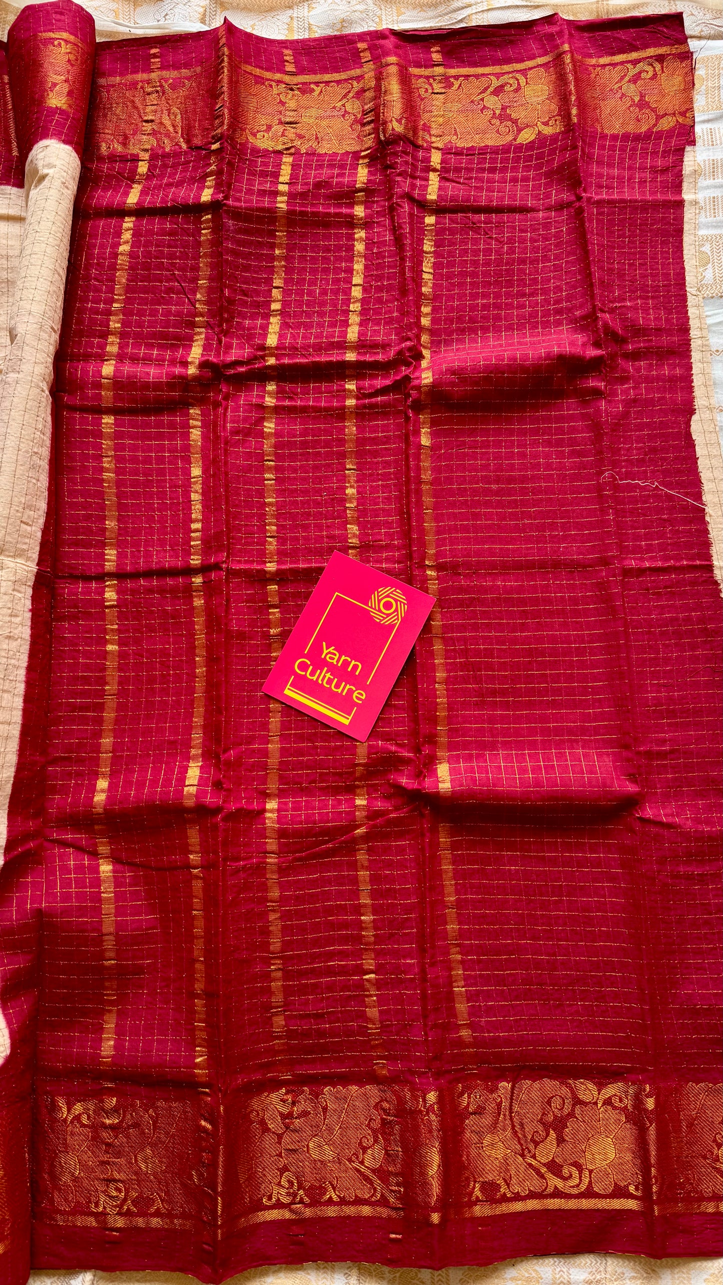 Ivory with red contrast zari checkered sungudi, kattuchayam dyed madurai cotton - YCIEON94