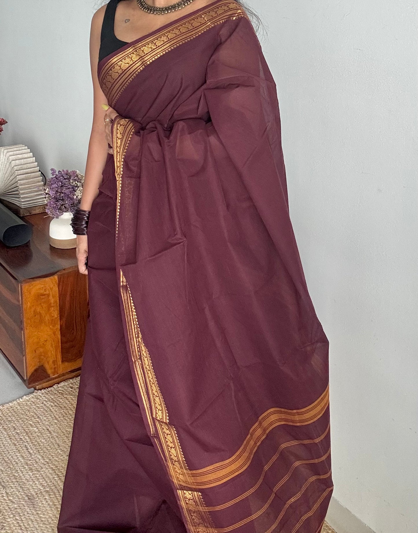 Chettinad cotton saree in maroon with thin peacock zari motif border - YCCOTNJUCC10