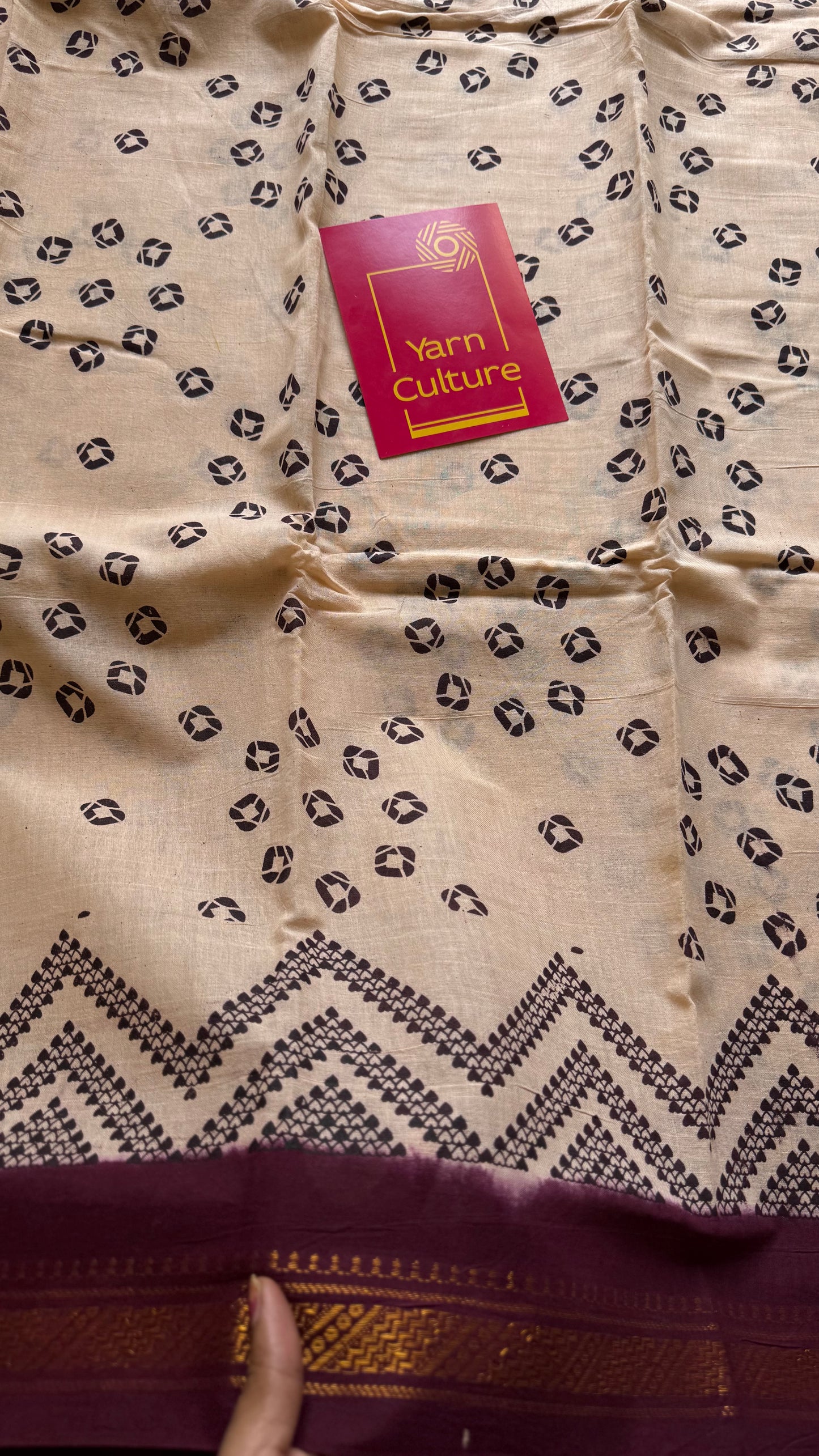 Ivory with maroon contrast, kattuchayam dyed madurai cotton saree - YCCOTNMA239