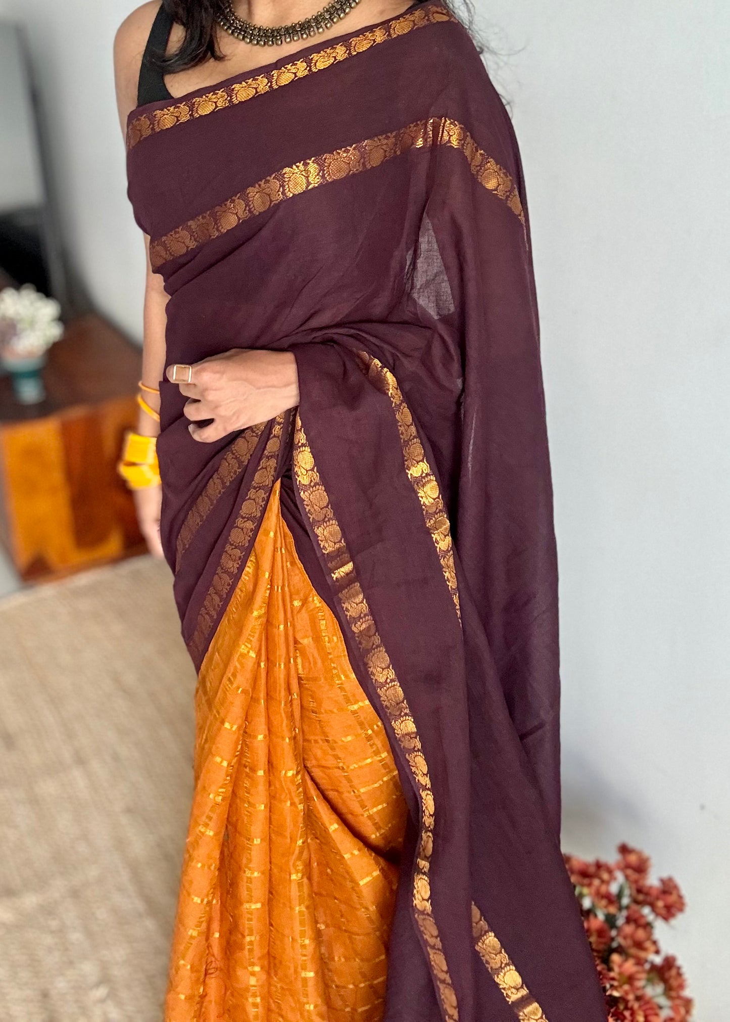 Samanthi (சாமந்தி) : brown with yellow, sungudi cotton - YCENOID03