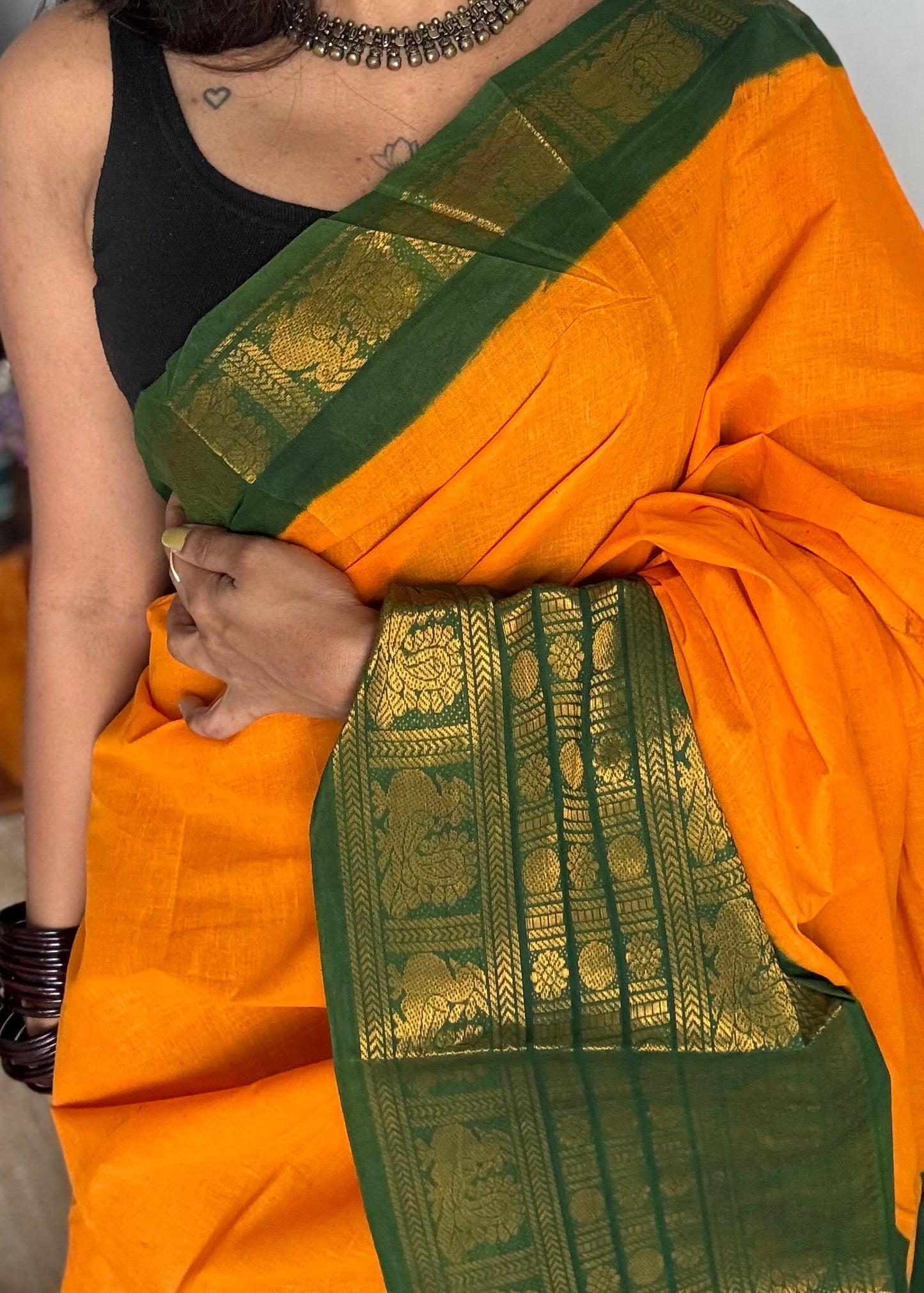 Mango yellow with green border, sungudi, madurai soft cotton - YCCOTNSUJA01