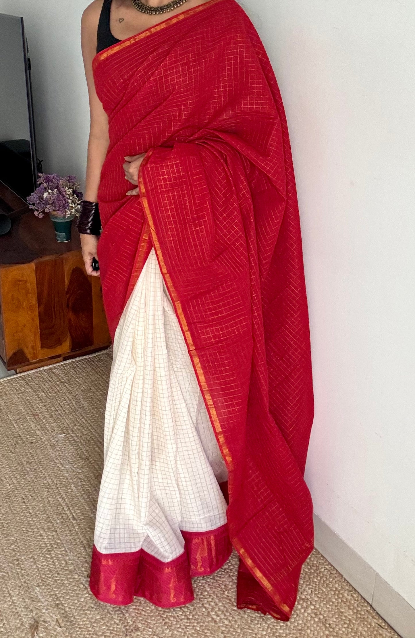 Red with ivory, sungudi cotton half-half saree - YCCOTNMSFE352