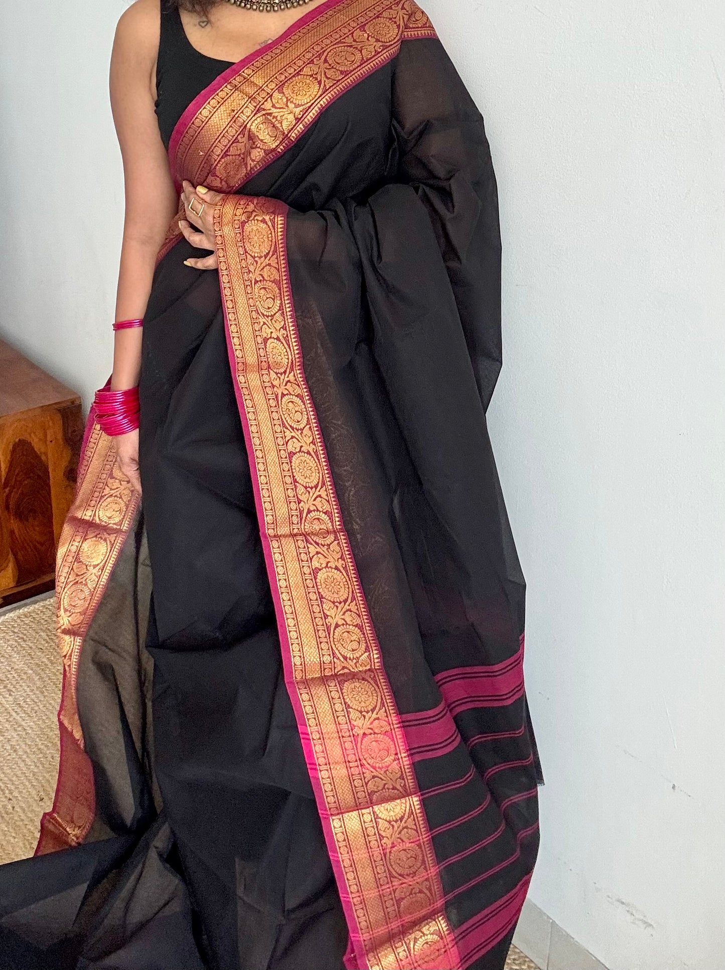 Black with magenta gold zari border Chettinad cotton saree - YCCOTNCCFE156