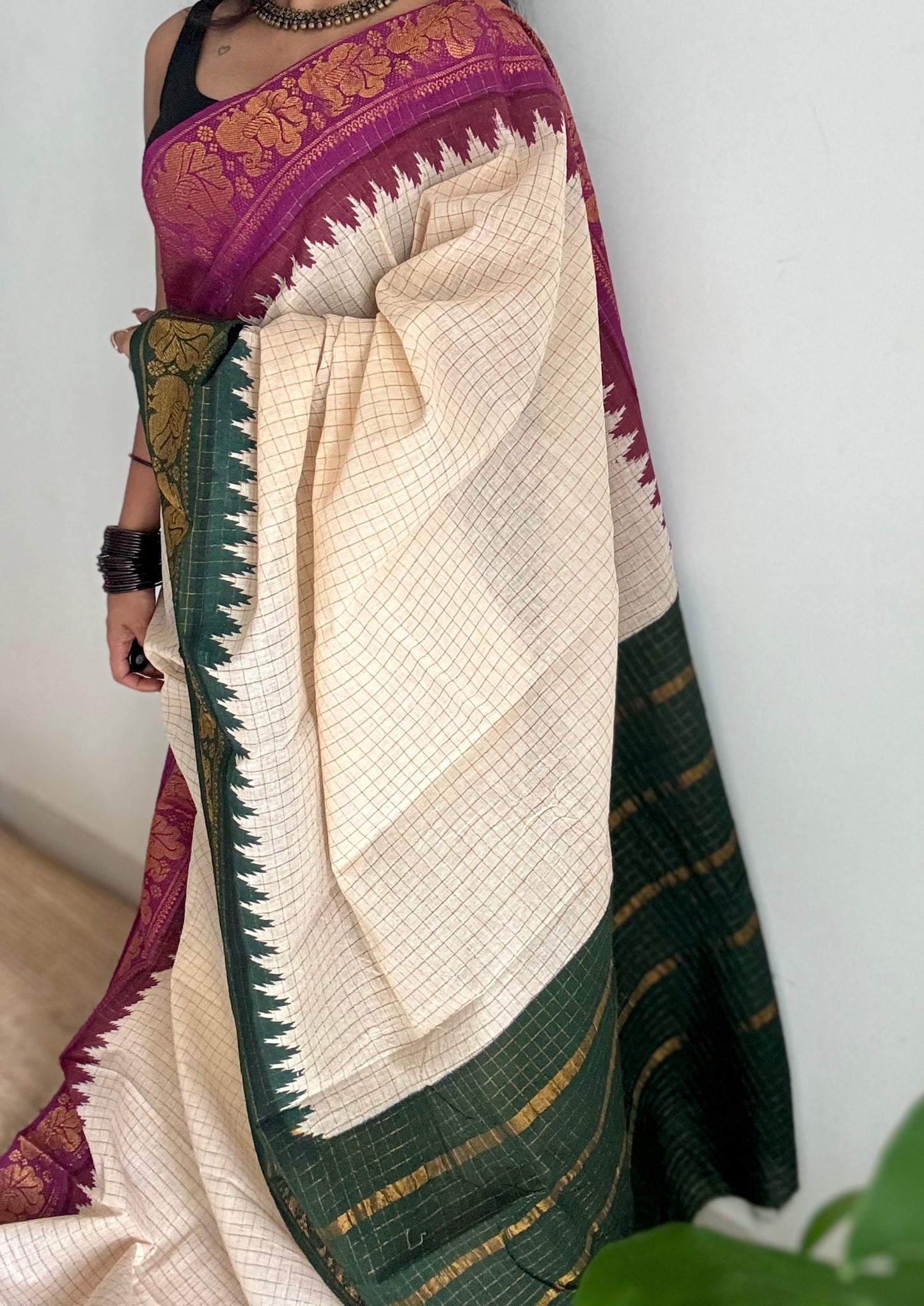 Sungudi cotton checks, ivory gold base, magenta and dark green dual tone border, soft cotton - YCCOTNMSJUL07