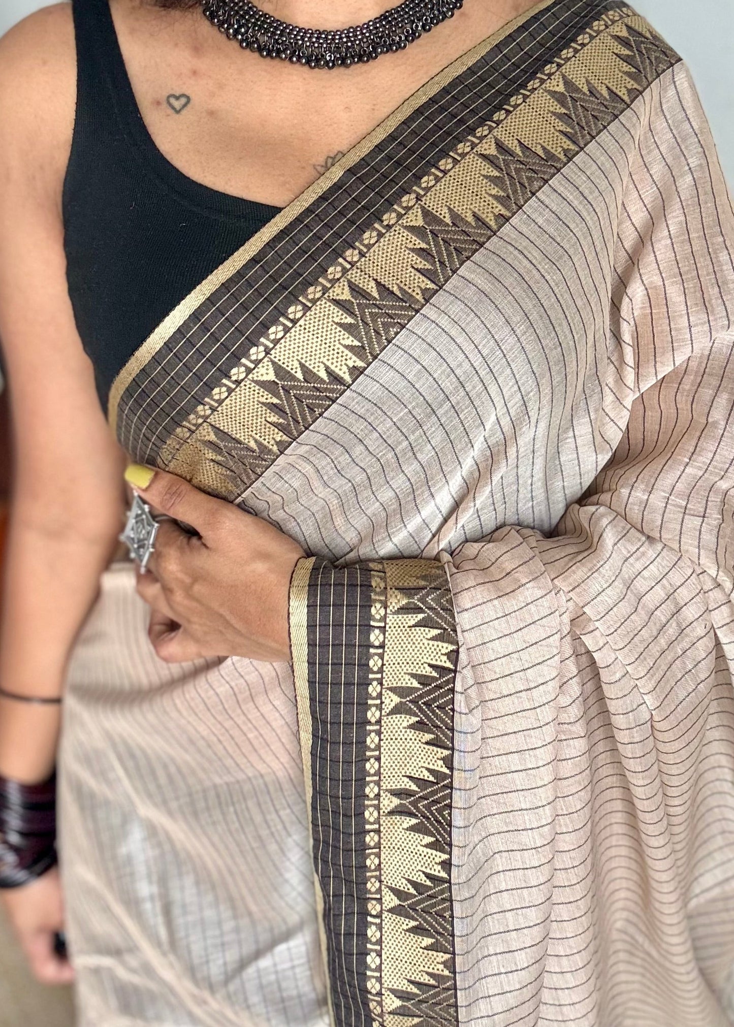 Cream striped premium narayanpet soft cotton, with temple motif and checkered border - YCWOTDNPNO83