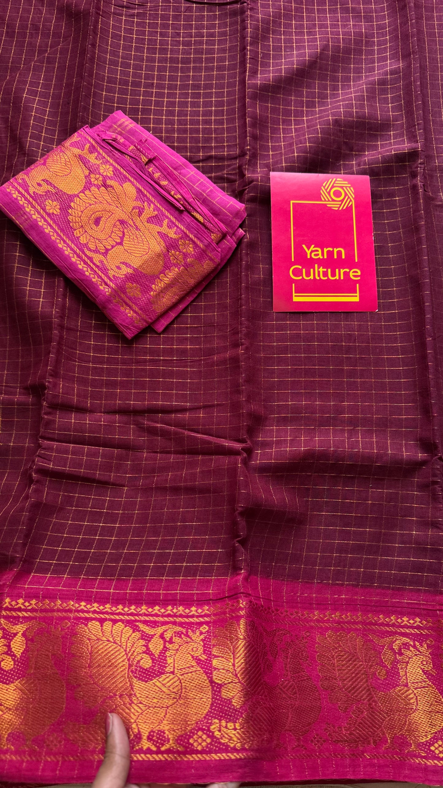 Maroon with hot pink contrast zari checkered sungudi, kattuchayam dyed madurai cotton - YCCOTNMSAP184