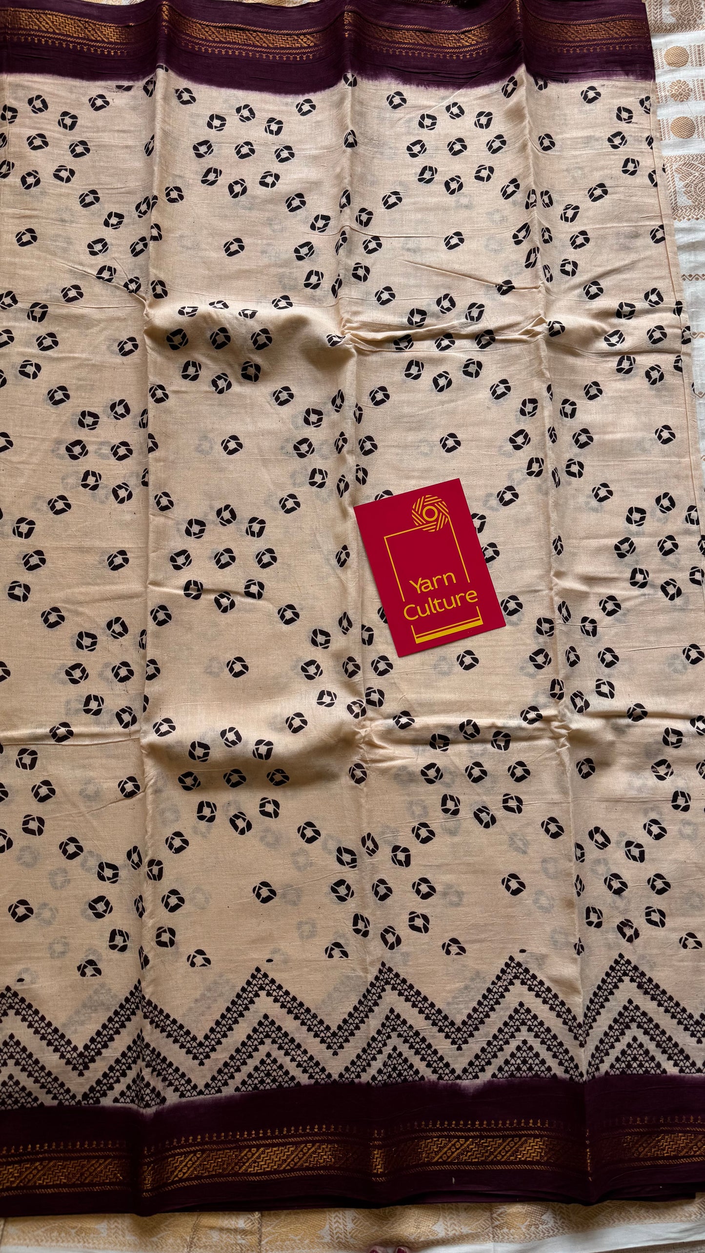 Ivory with maroon contrast, kattuchayam dyed madurai cotton saree - YCCOTNMA239