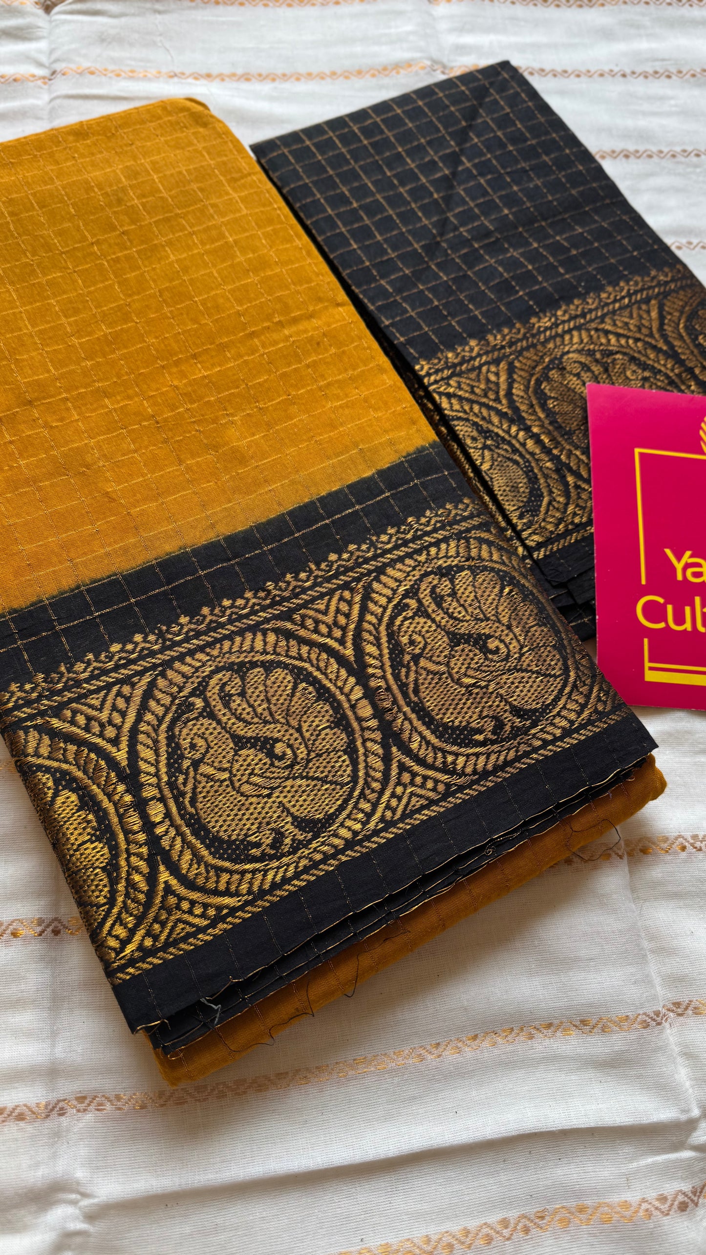 Yellow with black contrast zari checkered sungudi, kattuchayam dyed madurai cotton - YCCOTNMSAP94
