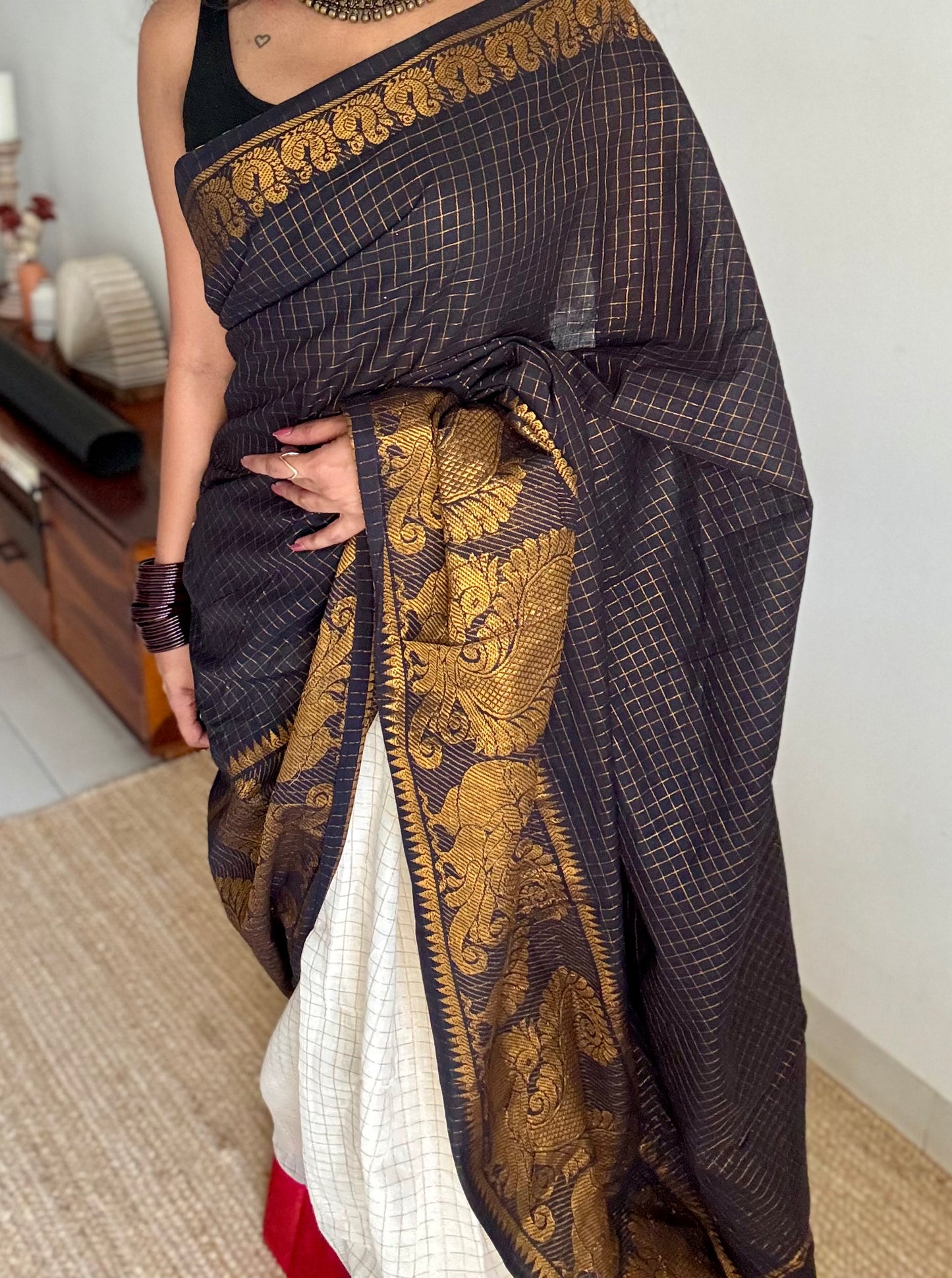 Black with ivory and red border, sungudi cotton half-half saree - YCCOTNIDMA312