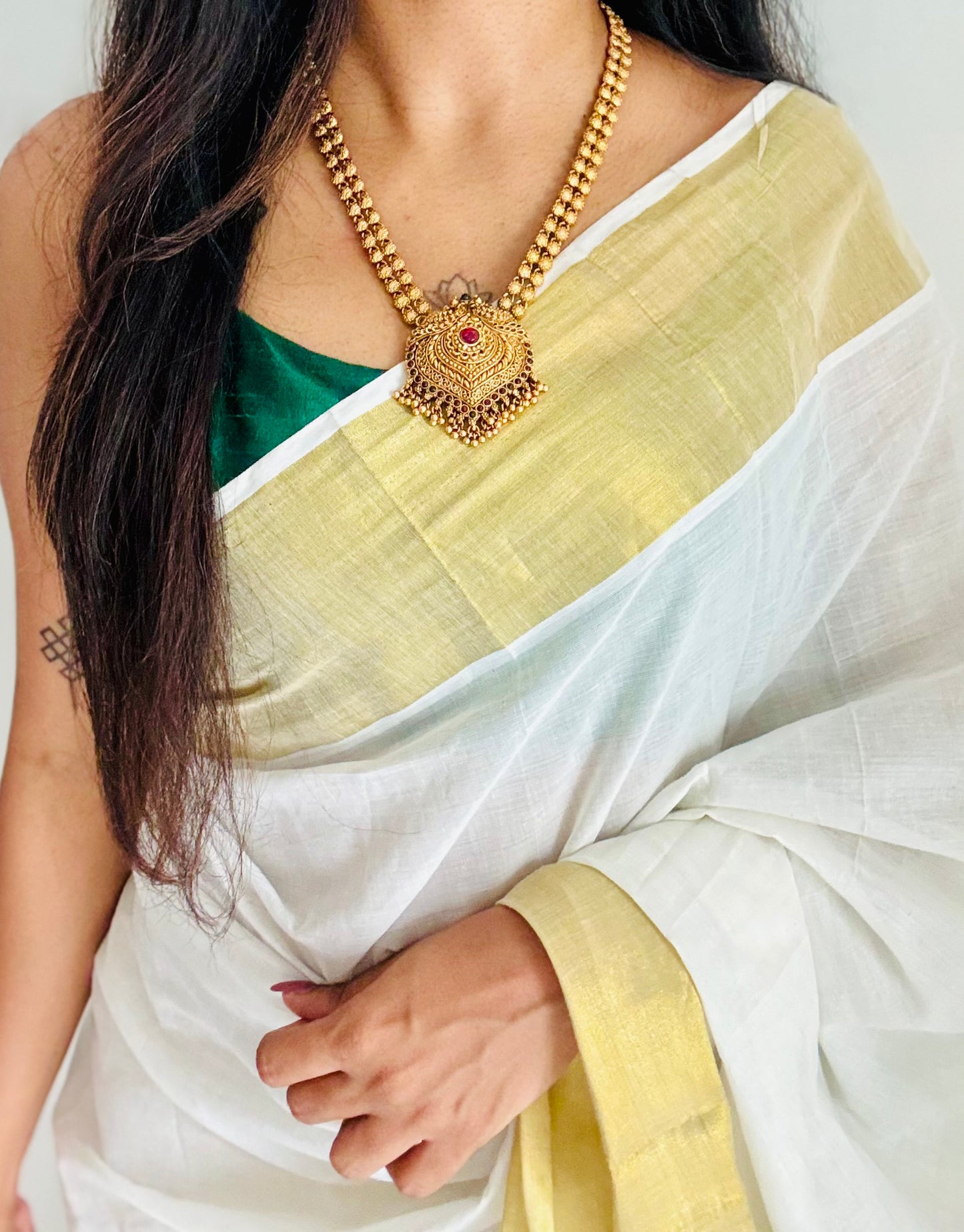 Long neckpiece with red and green stone pendant, bead drops, statement piece, with earrings - YCGPNP727