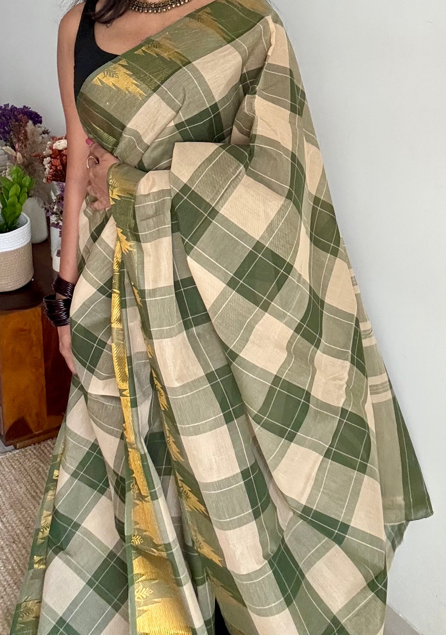 Chettinad cotton saree with cream and dark green checks, temple motif border - YCCOTNAP57
