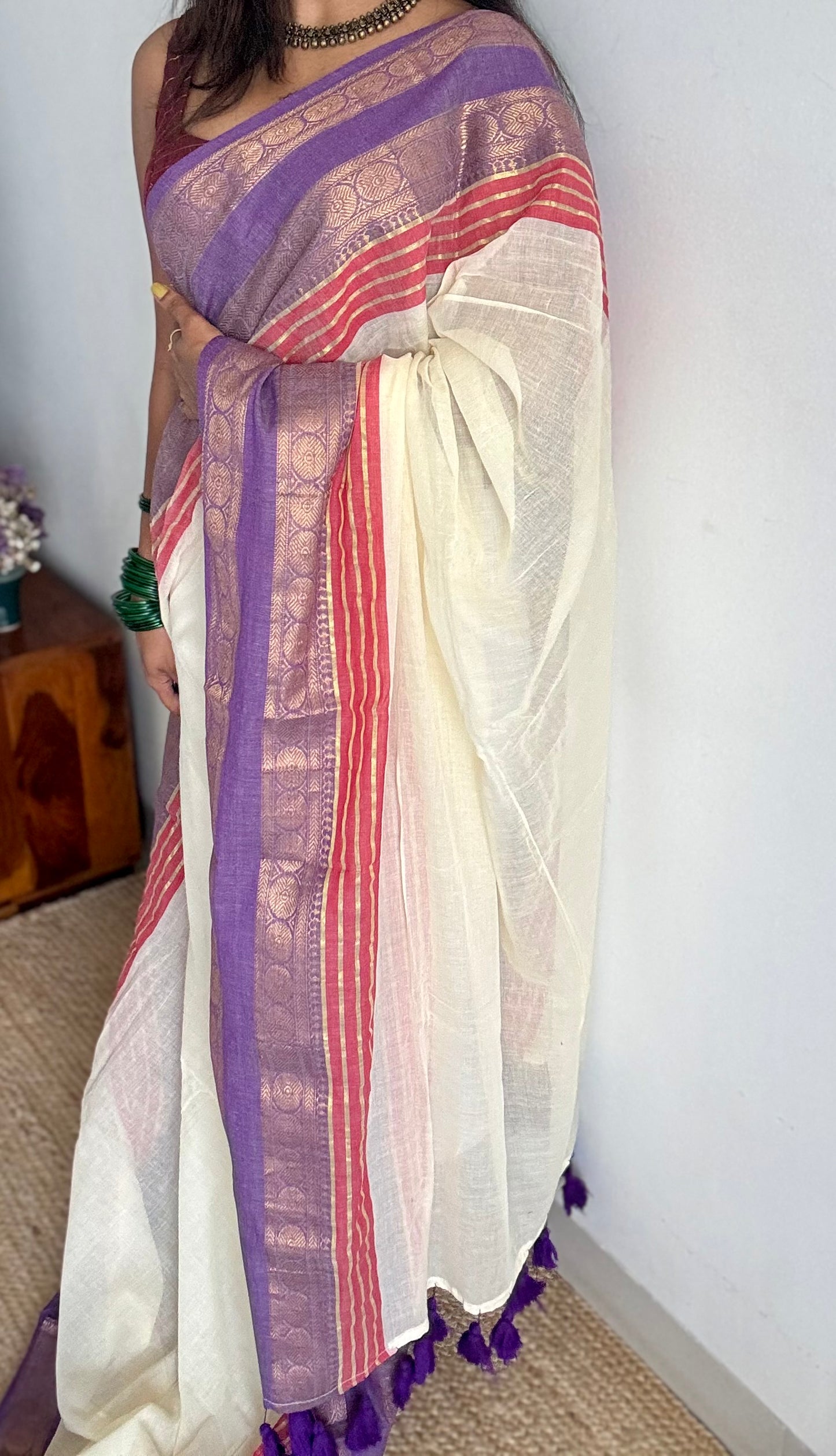 Ivory mul saree with purple and red motif zari border  - YCBCMCFE299