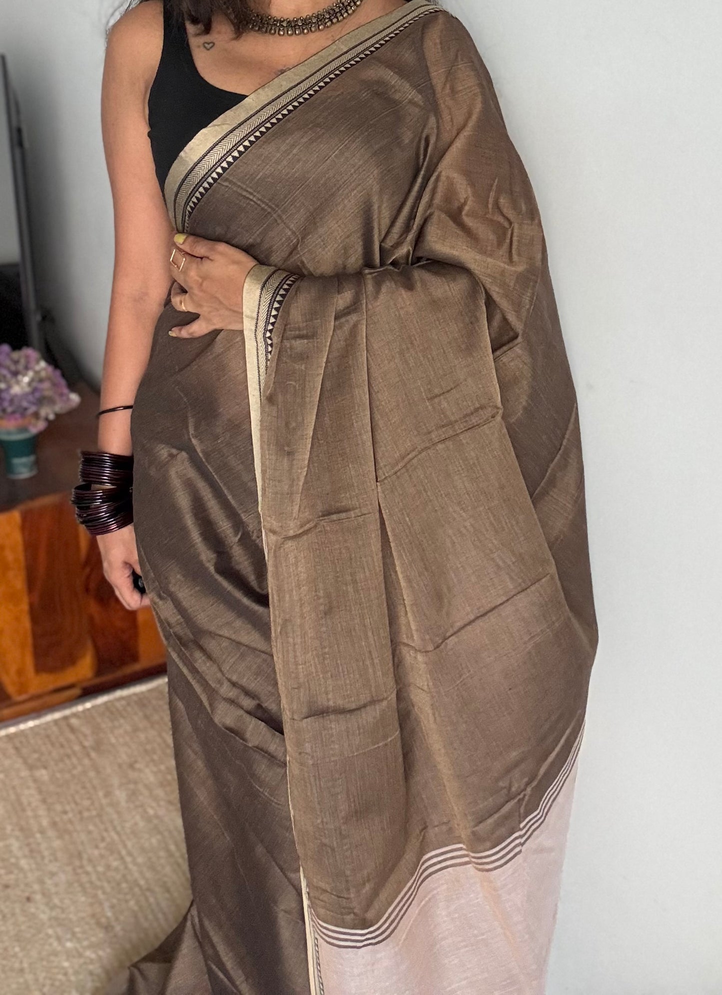 Warm grey with cream border narayanpet saree, soft cotton - YCWOTDNPFE33