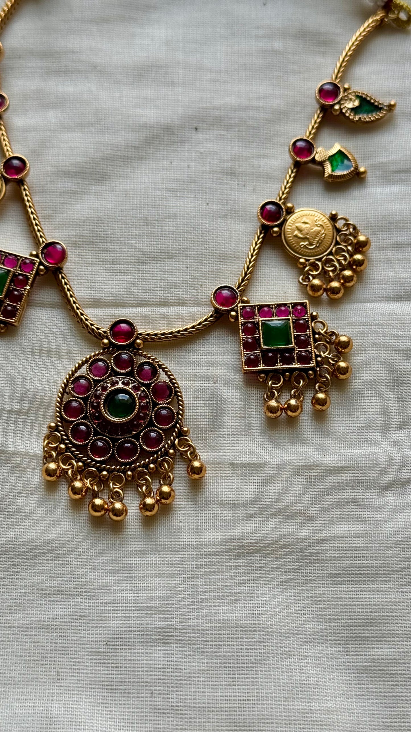 Antique gold multipendants, ruby and green stones with earrings - YCAGNP269