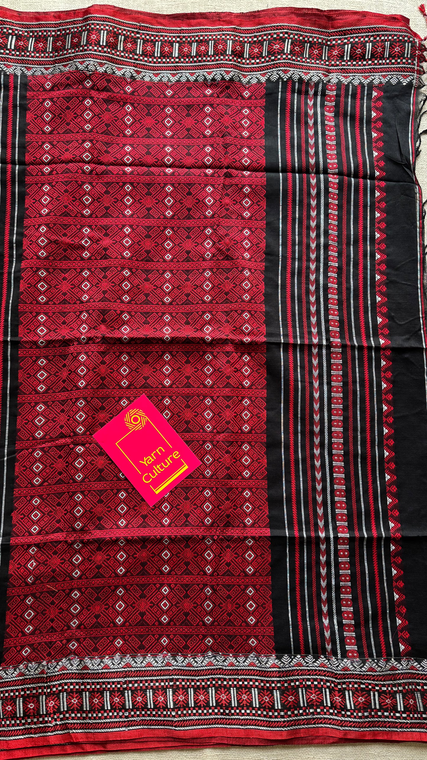 Banshori (বাঁশৰী) - Flute, evoking harmony and melody in the balance of colors, soft cotton - YCHOTEAJA207