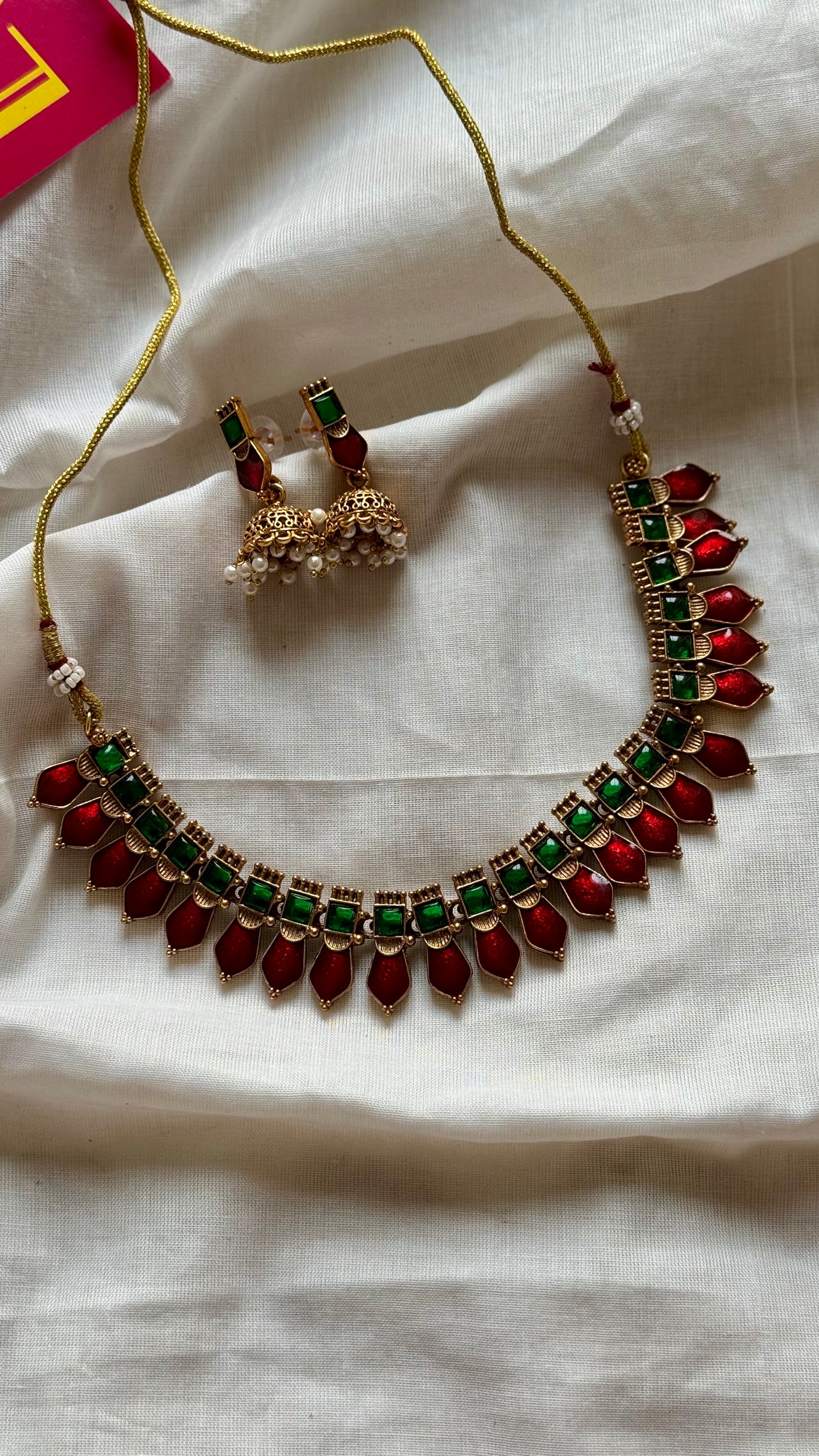 Red nagapadam neckpiece, with earrings - YCGPNP615
