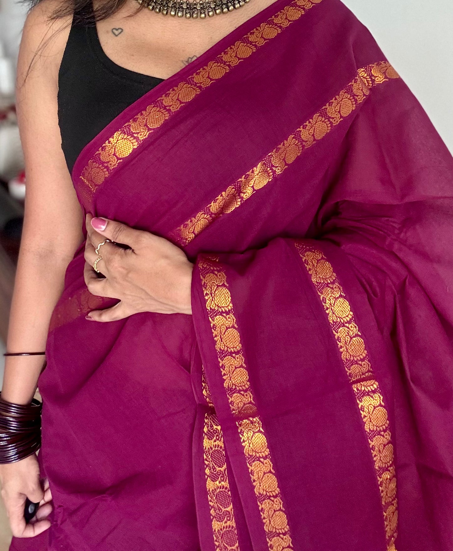Dark purple pink (vadamalli) rettaipettu peacock double bordered, kattuchayam dyed madurai cotton saree  - YCCOTNMSAP210