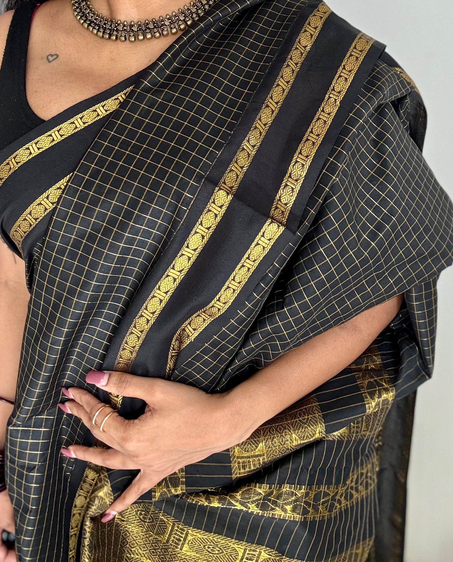 Black, arani zari checks saree, cotton silk - YCCOTNAUG16