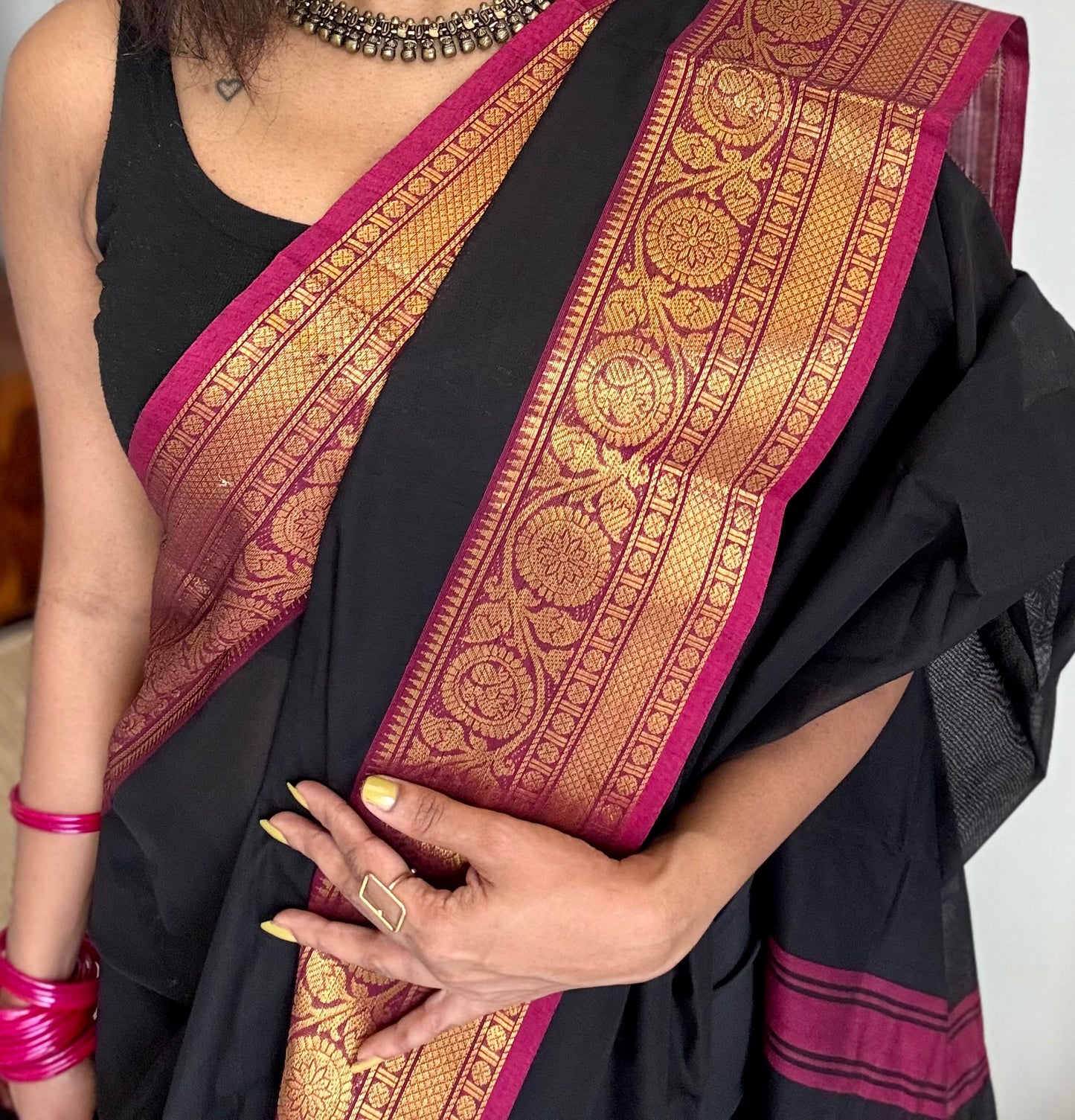 Black with magenta gold zari border Chettinad cotton saree - YCCOTNCCFE156