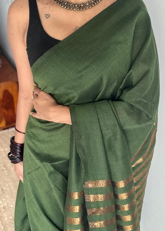 Green khadi with antique gold pallu - YCBCKZPSE02