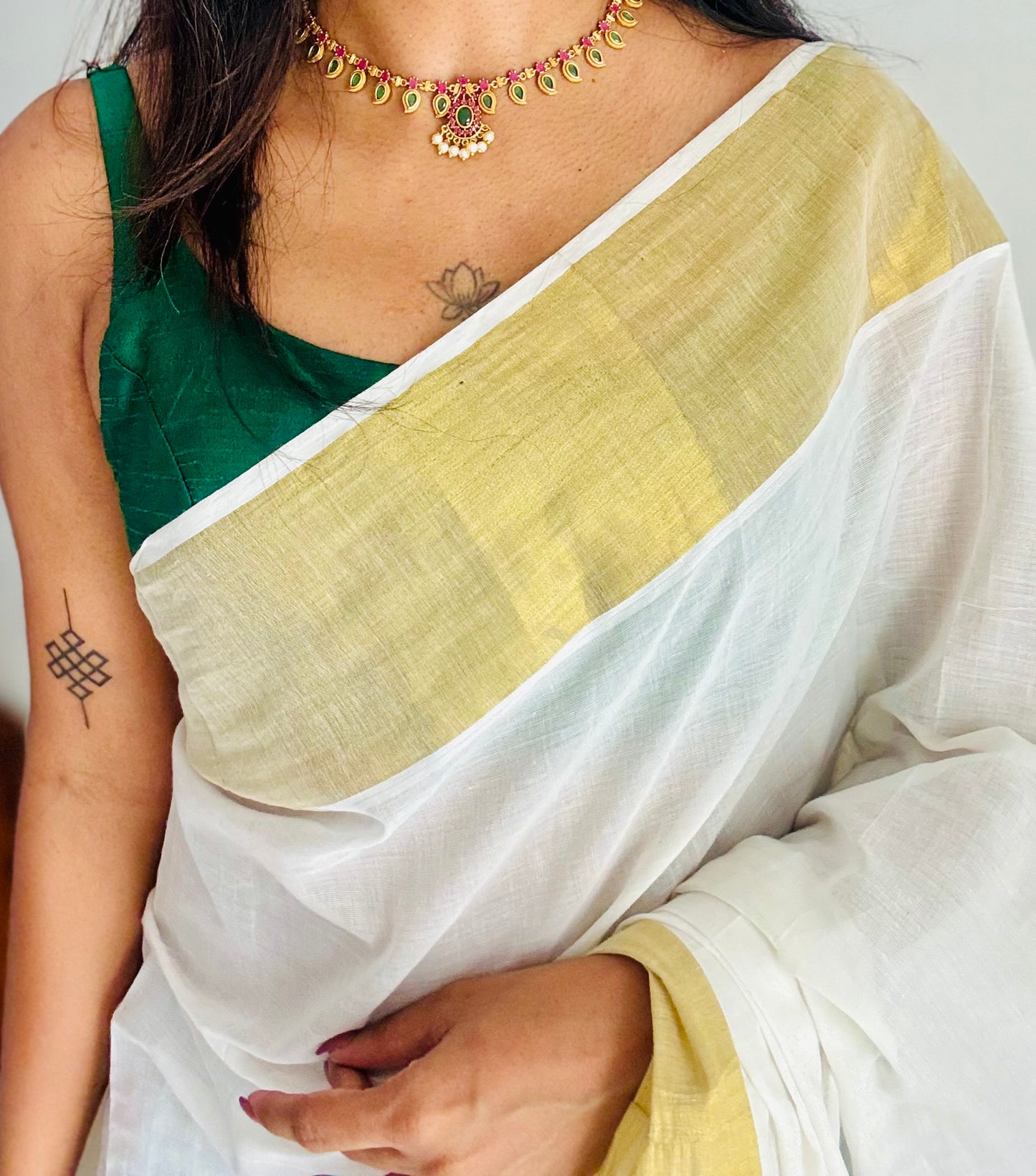Palakka neckpiece with ruby, green and white stones, with earrings - YCGPNP798