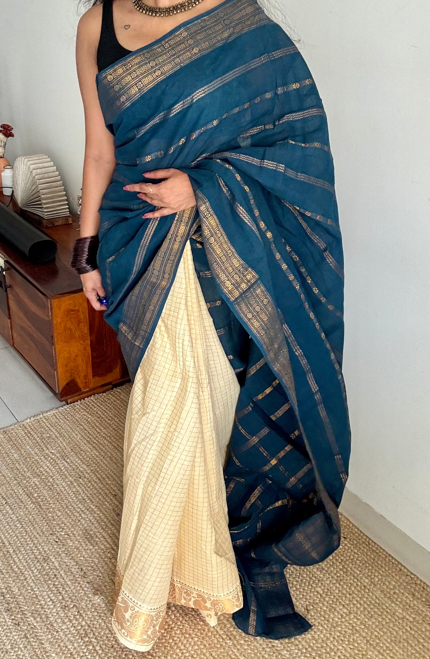 Teal and ivory, sungudi cotton half-half saree - YCCOTNIDMA310