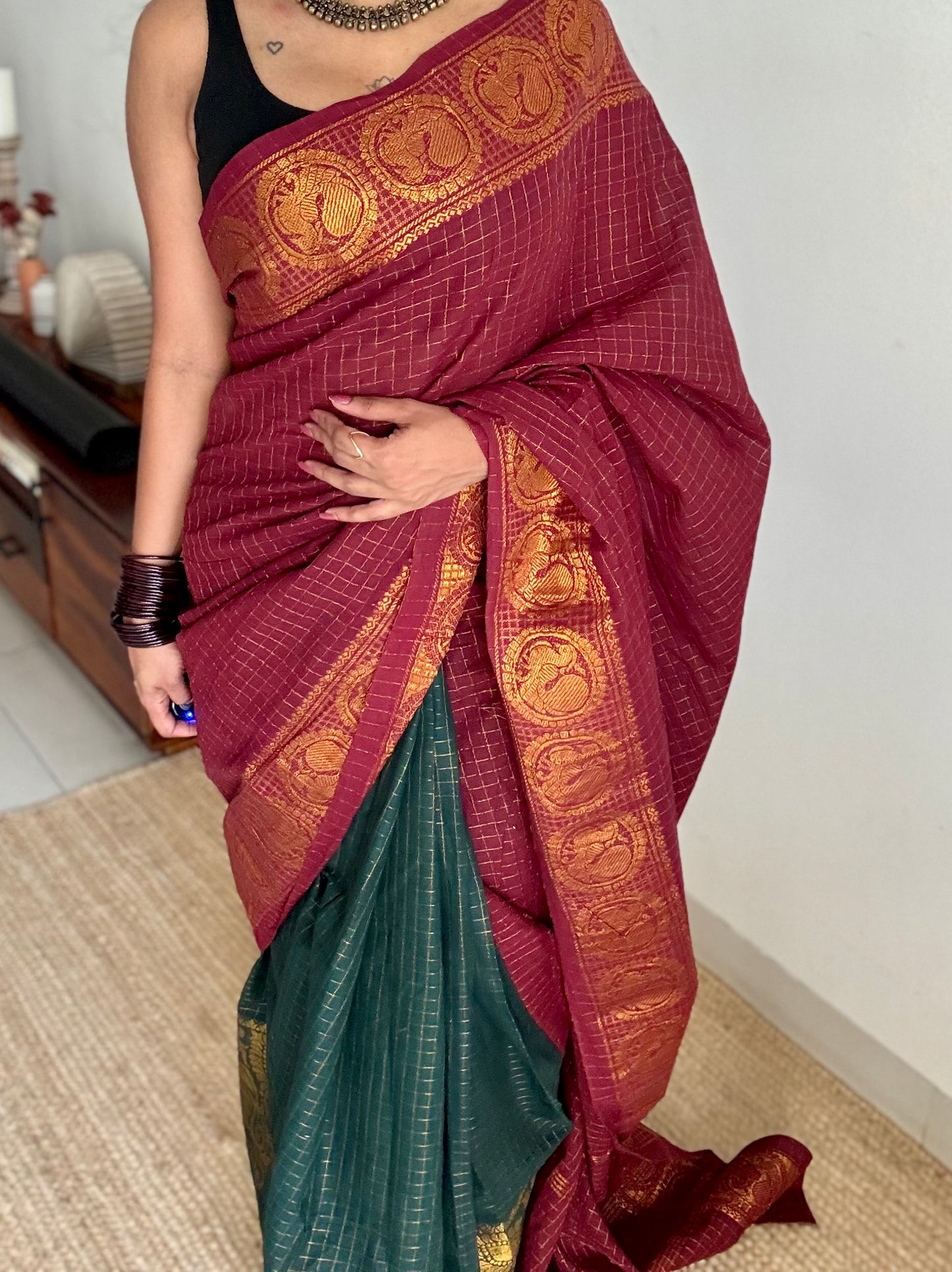 Maroon and bottle green, sungudi cotton half-half saree - YCCOTNIDMA306
