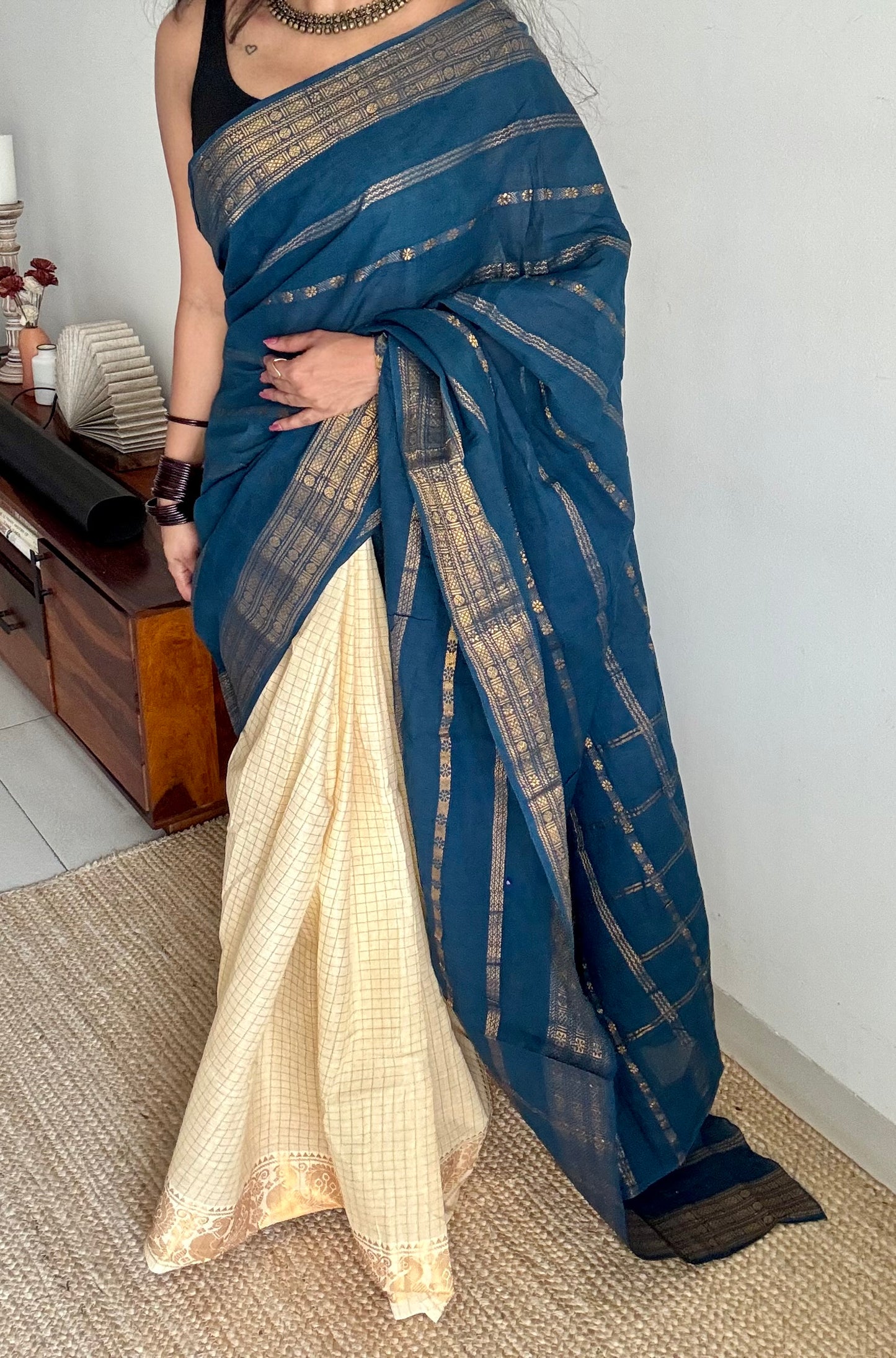 Teal and ivory, sungudi cotton half-half saree - YCCOTNIDMA310