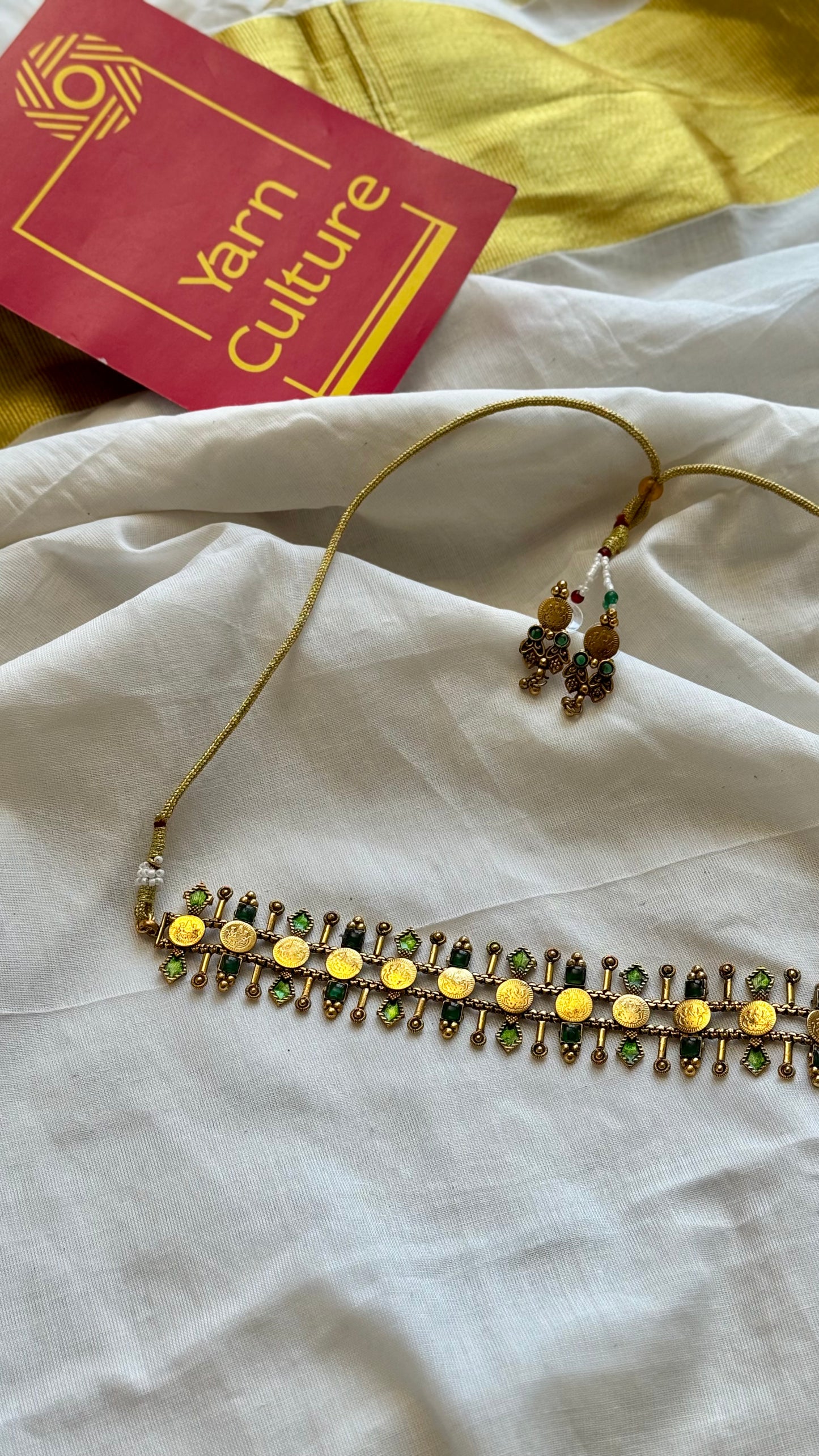 Coin and green stone neckpiece with earrings - YCGPNP635