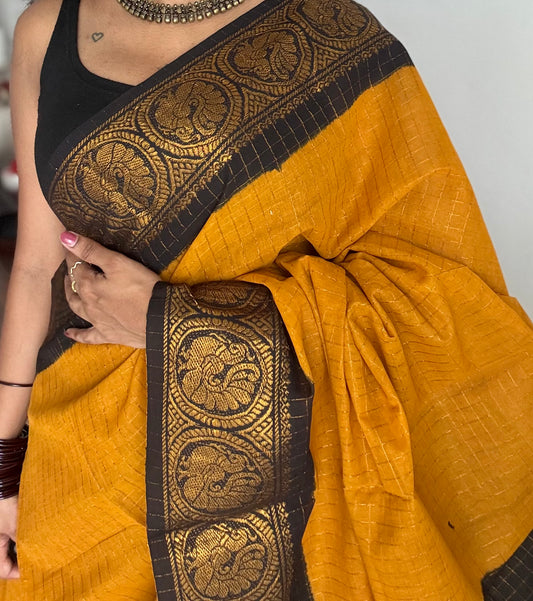 Yellow with black contrast zari checkered sungudi, kattuchayam dyed madurai cotton - YCCOTNMSAP94