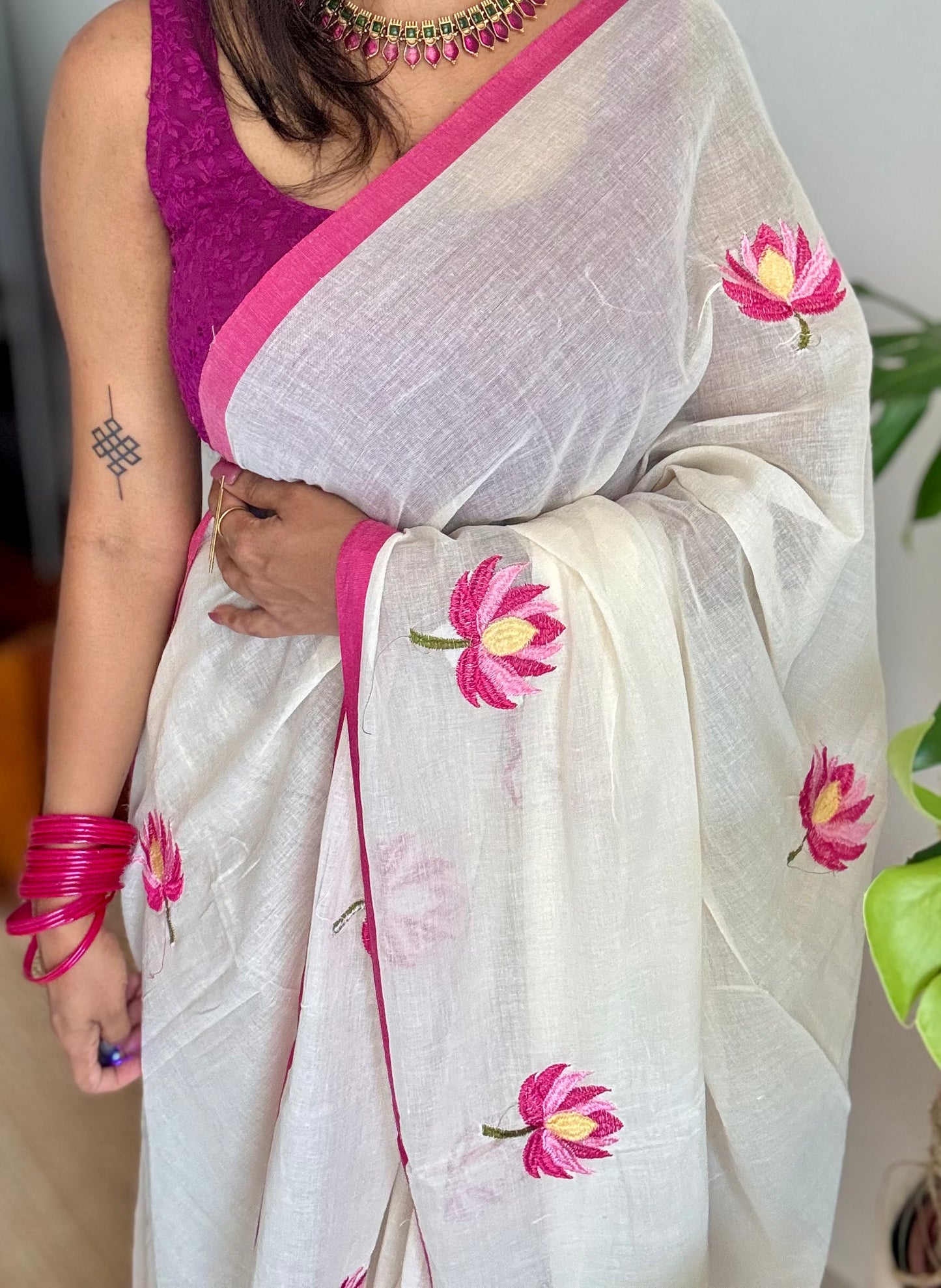 Ivory mul saree, with pink lotus embroidery - YCIEON03