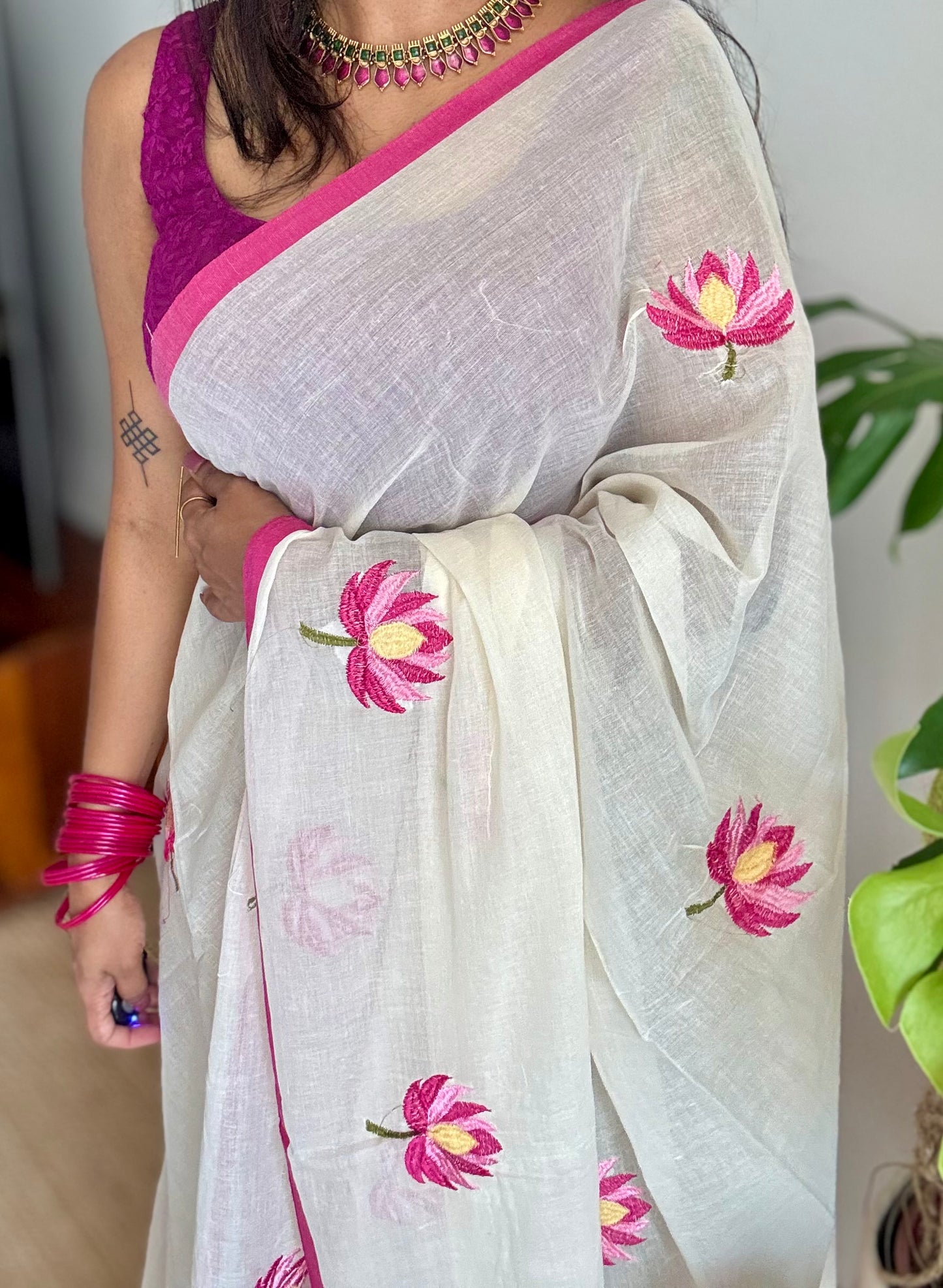 Ivory mul saree, with pink lotus embroidery - YCIEON03