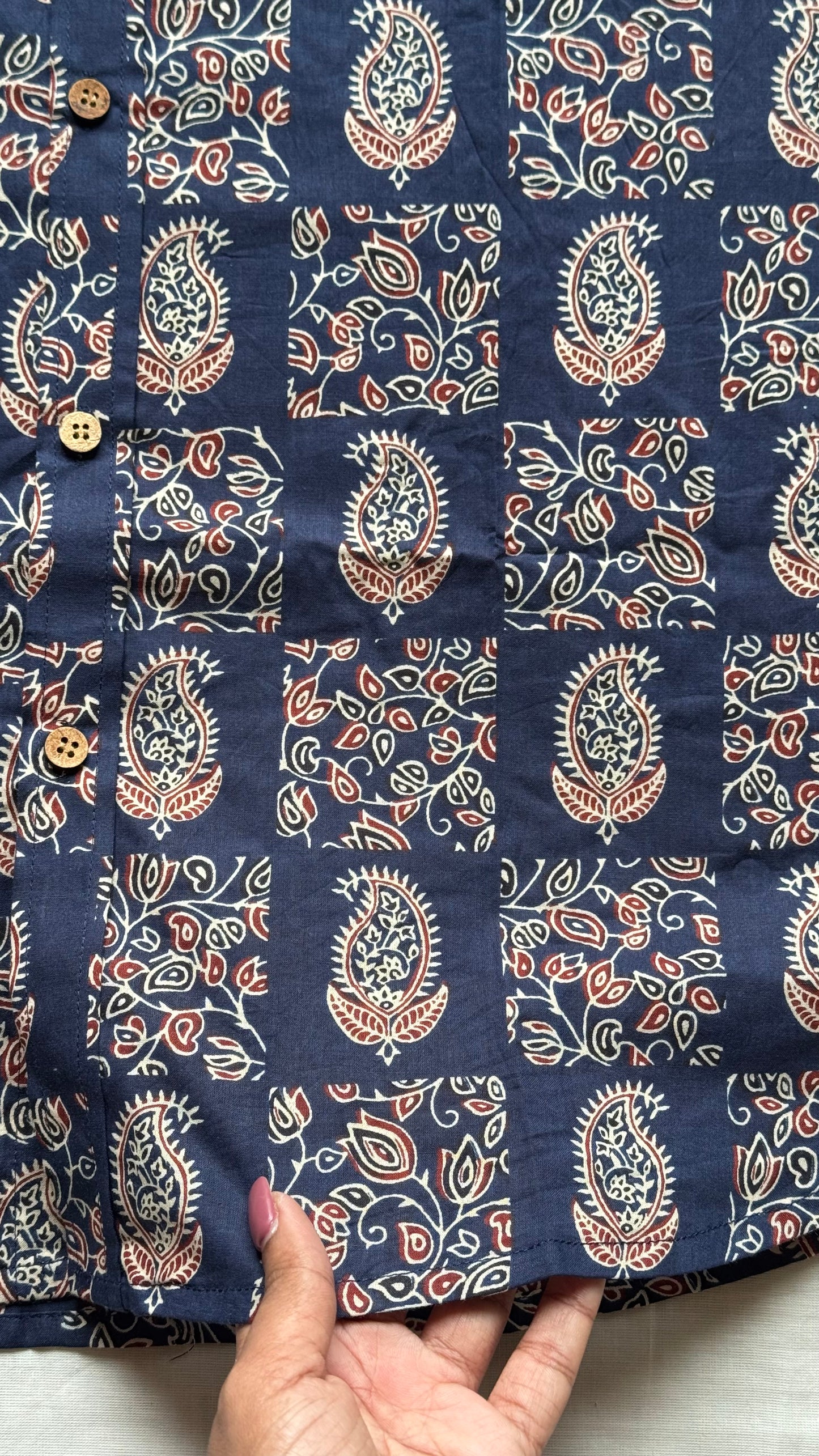 Navy Blue Paisley Block Printed Cotton Men's Full Sleeve Collared Shirt - YCMSEIE204