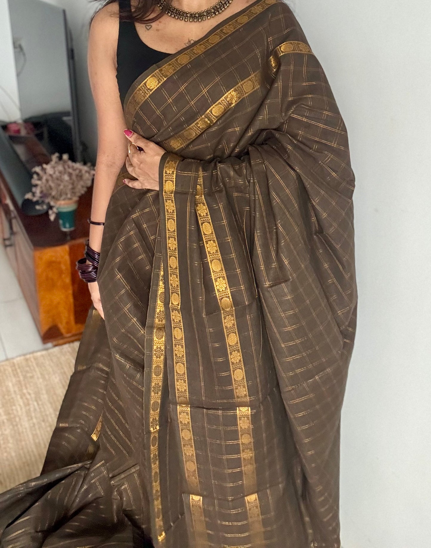 Khaki green adayar gold zari kattam, sungudi cotton - YCCOTNOCSC48