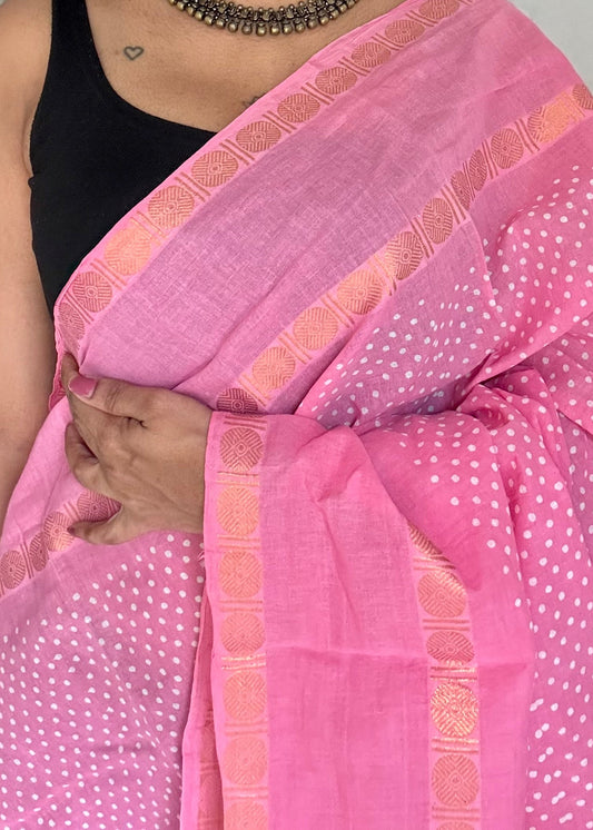 Pink wax dot printed sungudi, kattuchayam dyed madurai cotton saree - YCCOTNMA279