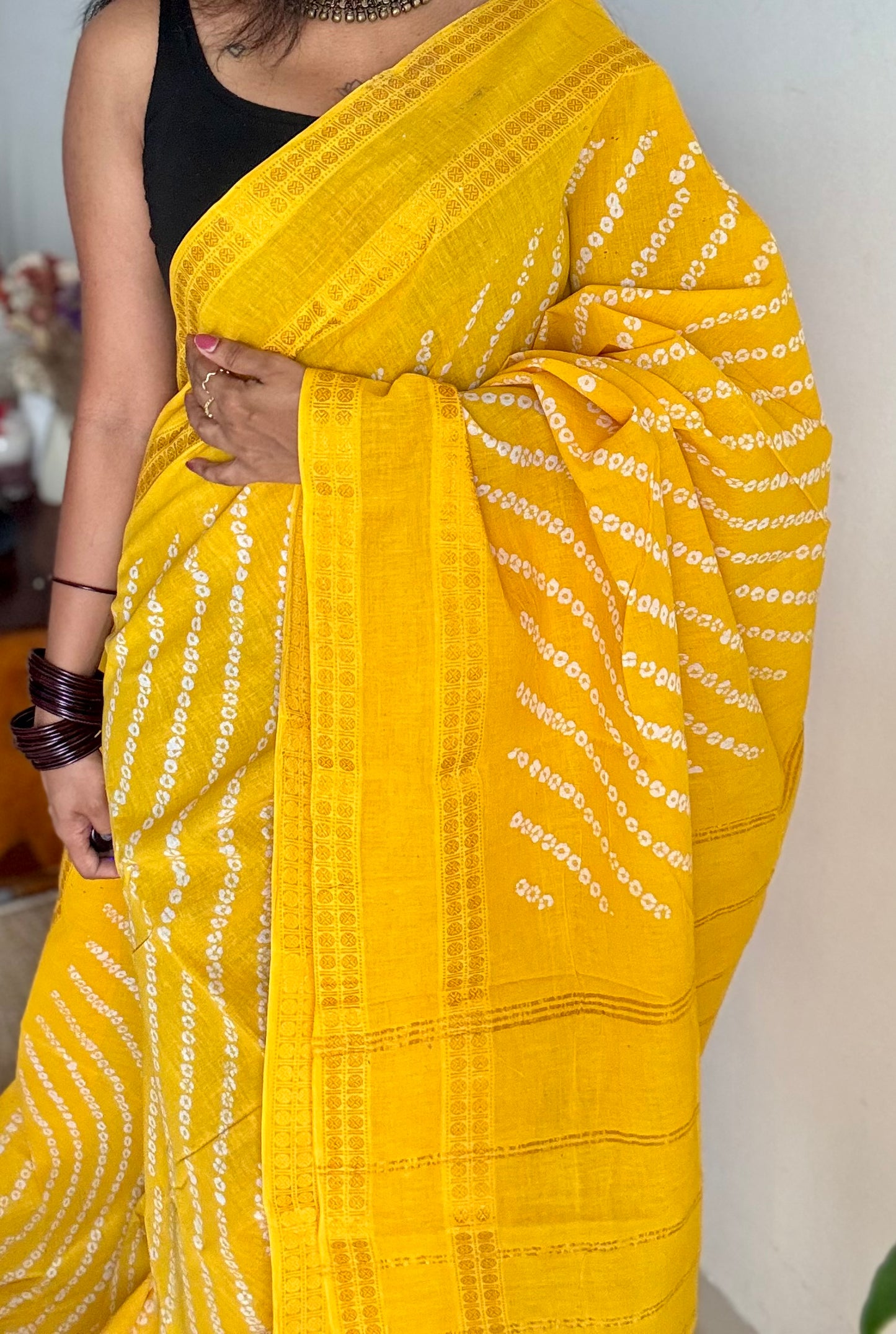 Yellow, wax dot printed sungudi, kattuchayam dyed madurai cotton - YCCOTNMSAP146