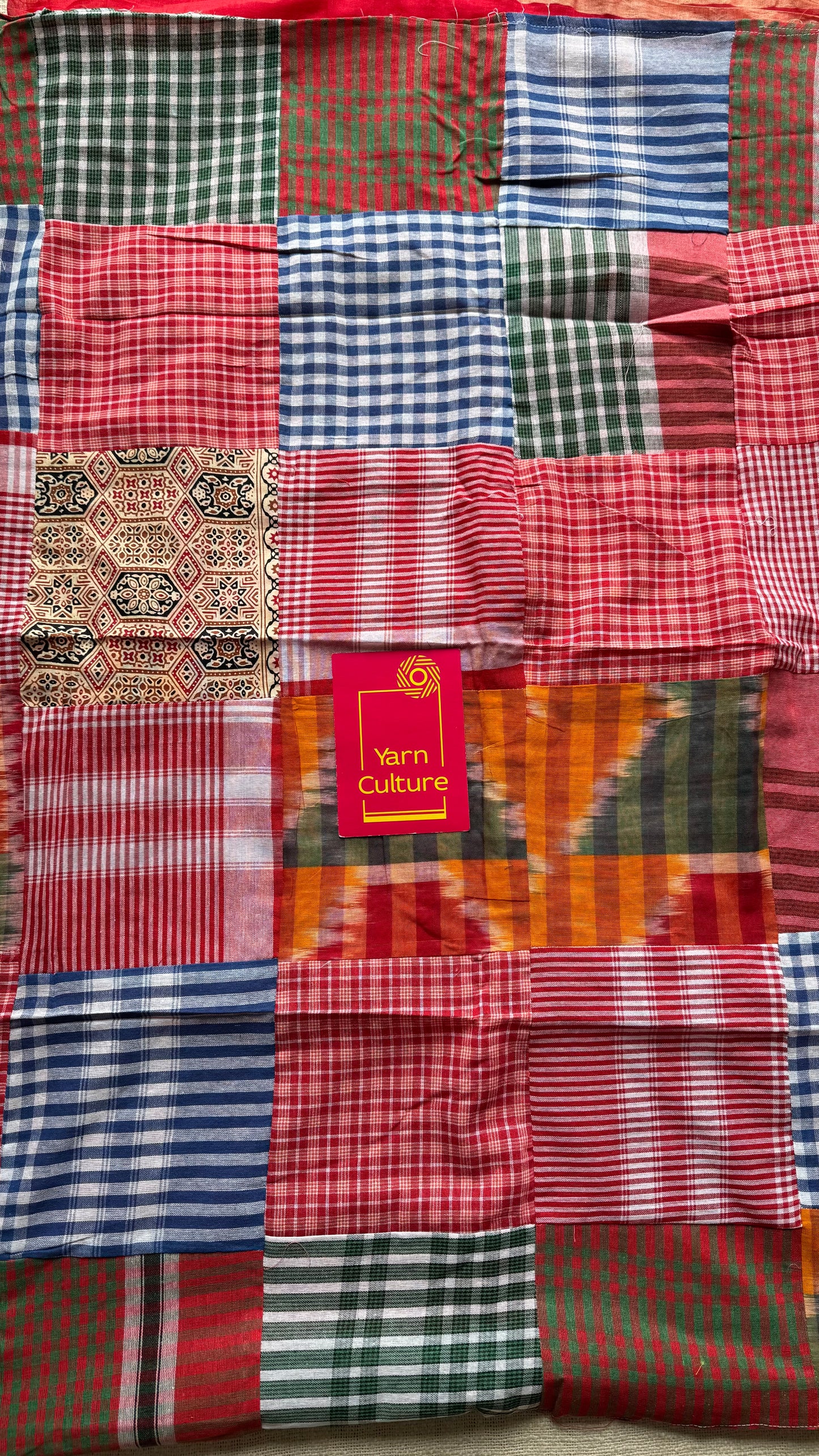 Red mul saree with patchwork on pallu - YCBCAUMCP01