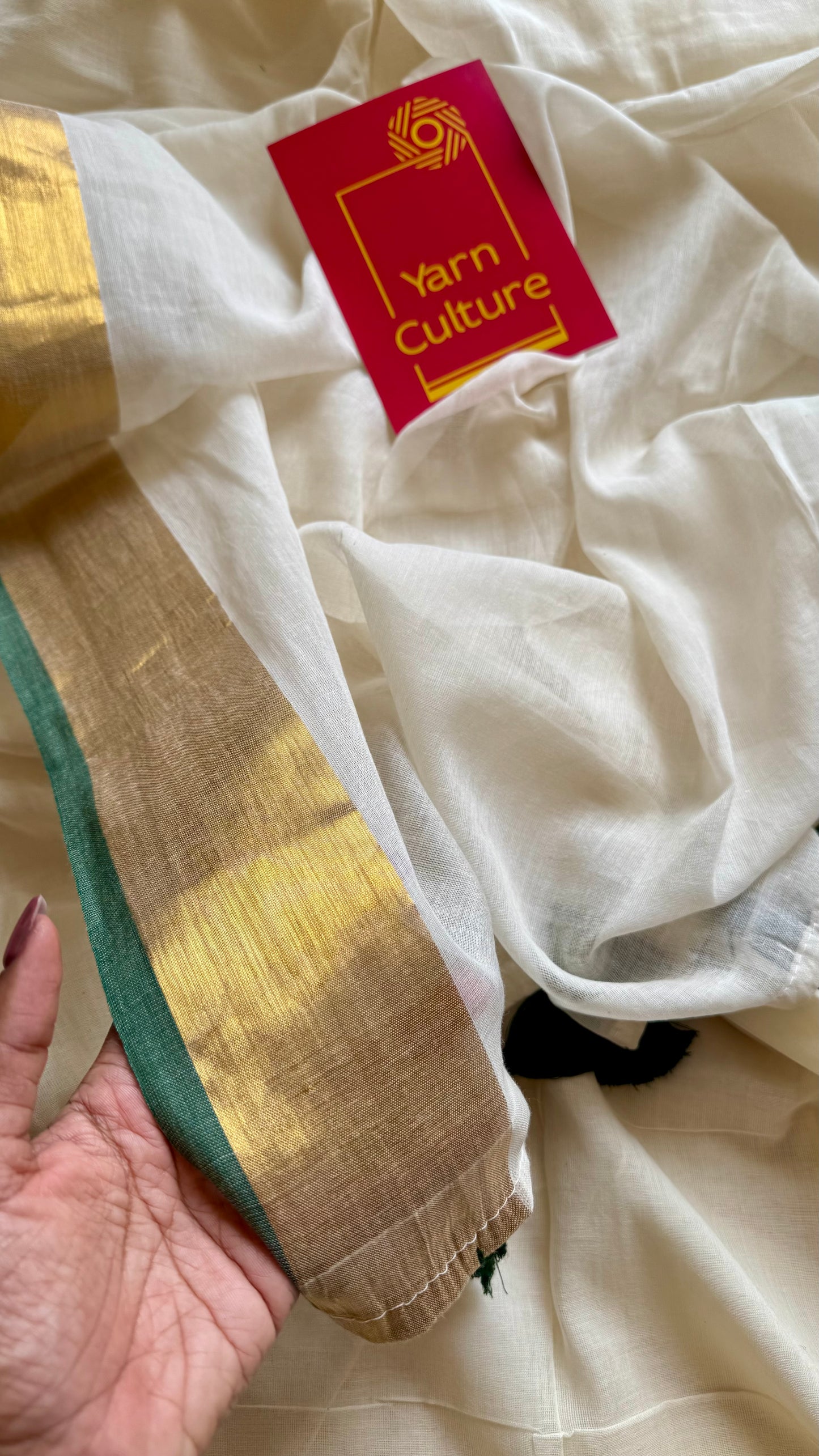Ivory mul saree, green and gold border -YCIEON16