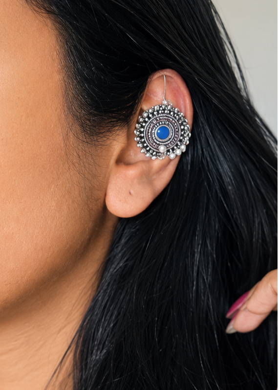 Bugadi clip-on (non pierced), blue stone, oxidised silver - YCOSBU717