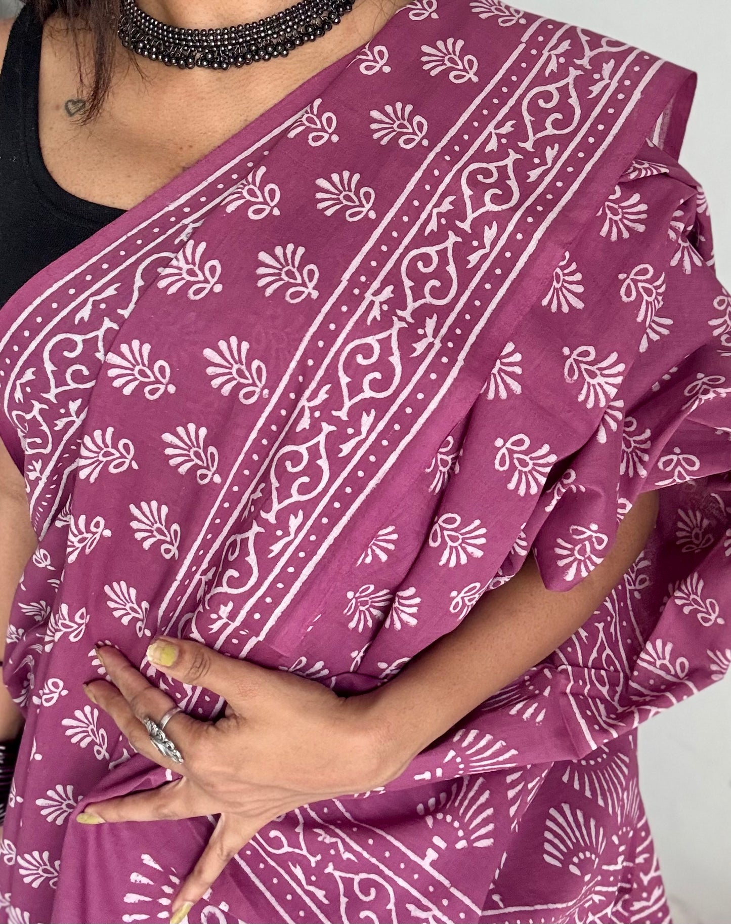 Purple pink with off white floral motifs, block printed soft cotton saree - YCTORCMA18