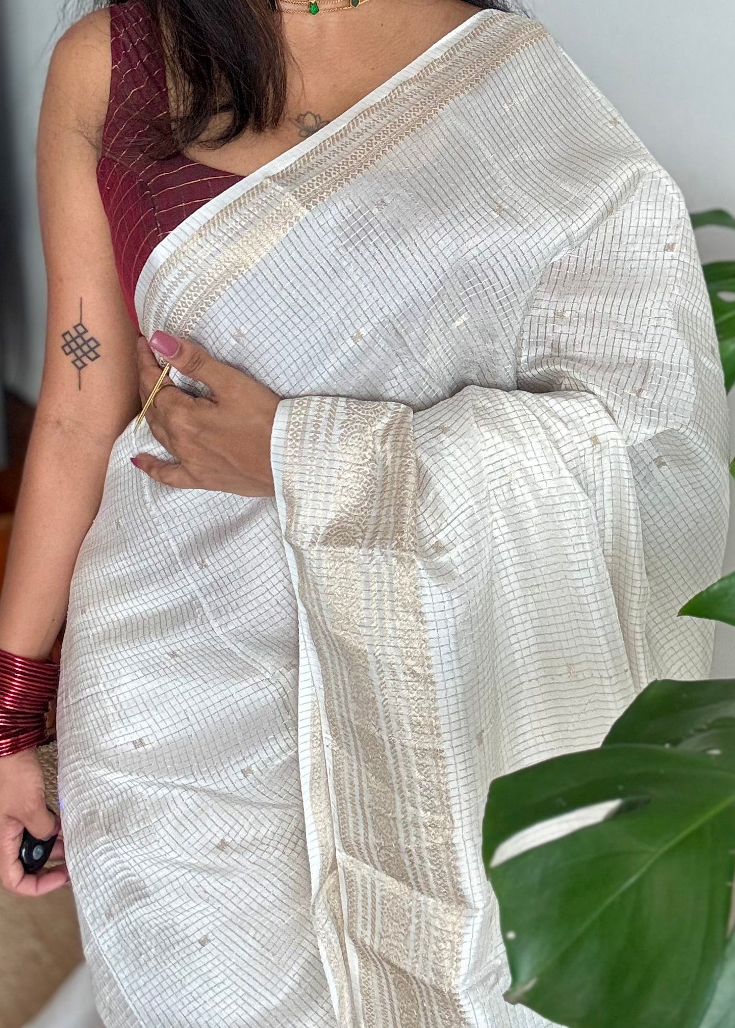 Off white and gold soft georgette saree, checks, gold border - YCIEON84