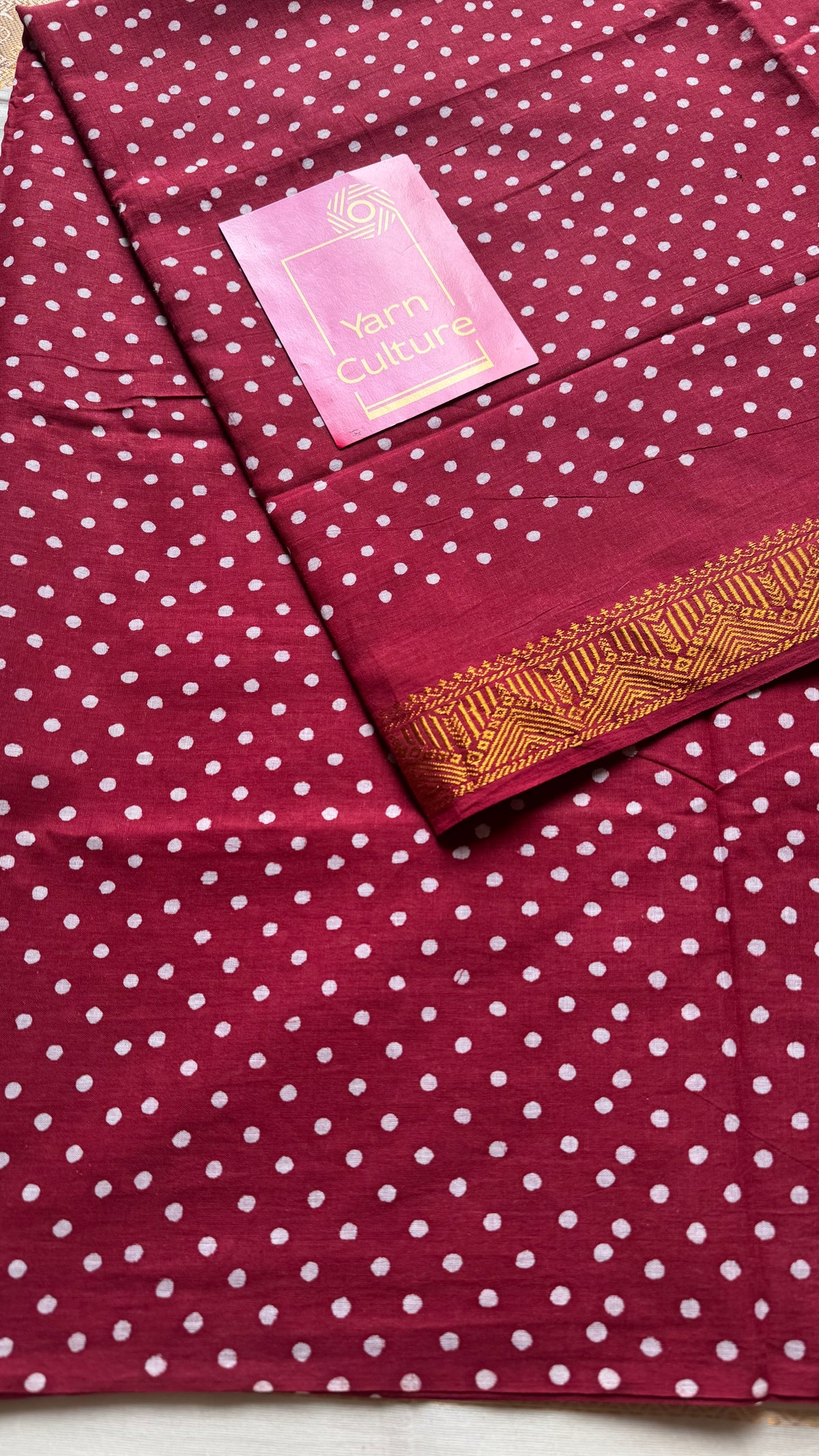 Red sungudi dotted, single-side border, kattuchayam dyed madurai cotton saree - YCCOTNMSSE05