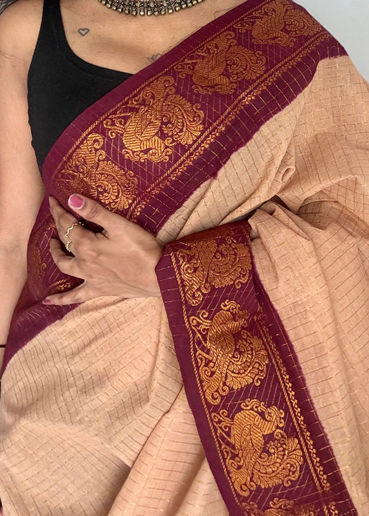 Dark beige with maroon contrast zari checkered sungudi, kattuchayam dyed madurai cotton - YCCOTNMSAP162
