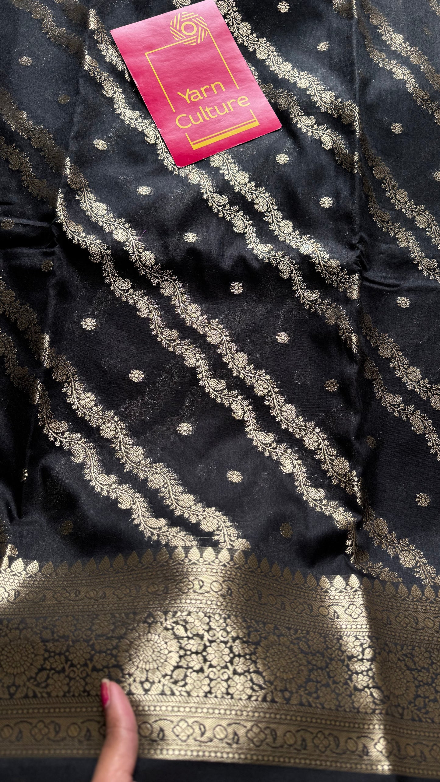 Black floral zari, Banarasi semi-georgette - YCDESE14