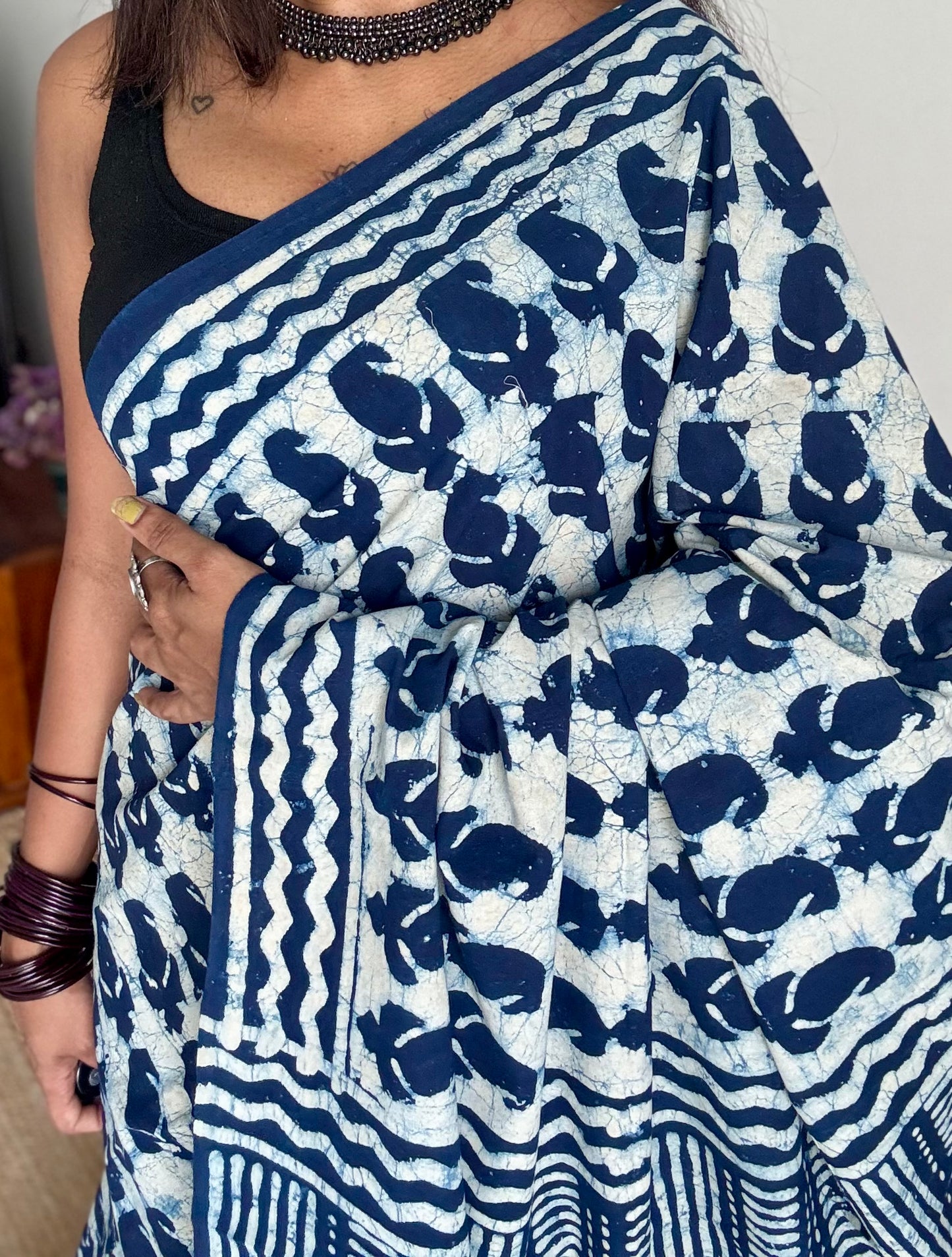 Beige with indigo paisley motifs, block printed soft cotton saree - YCTORCMA10