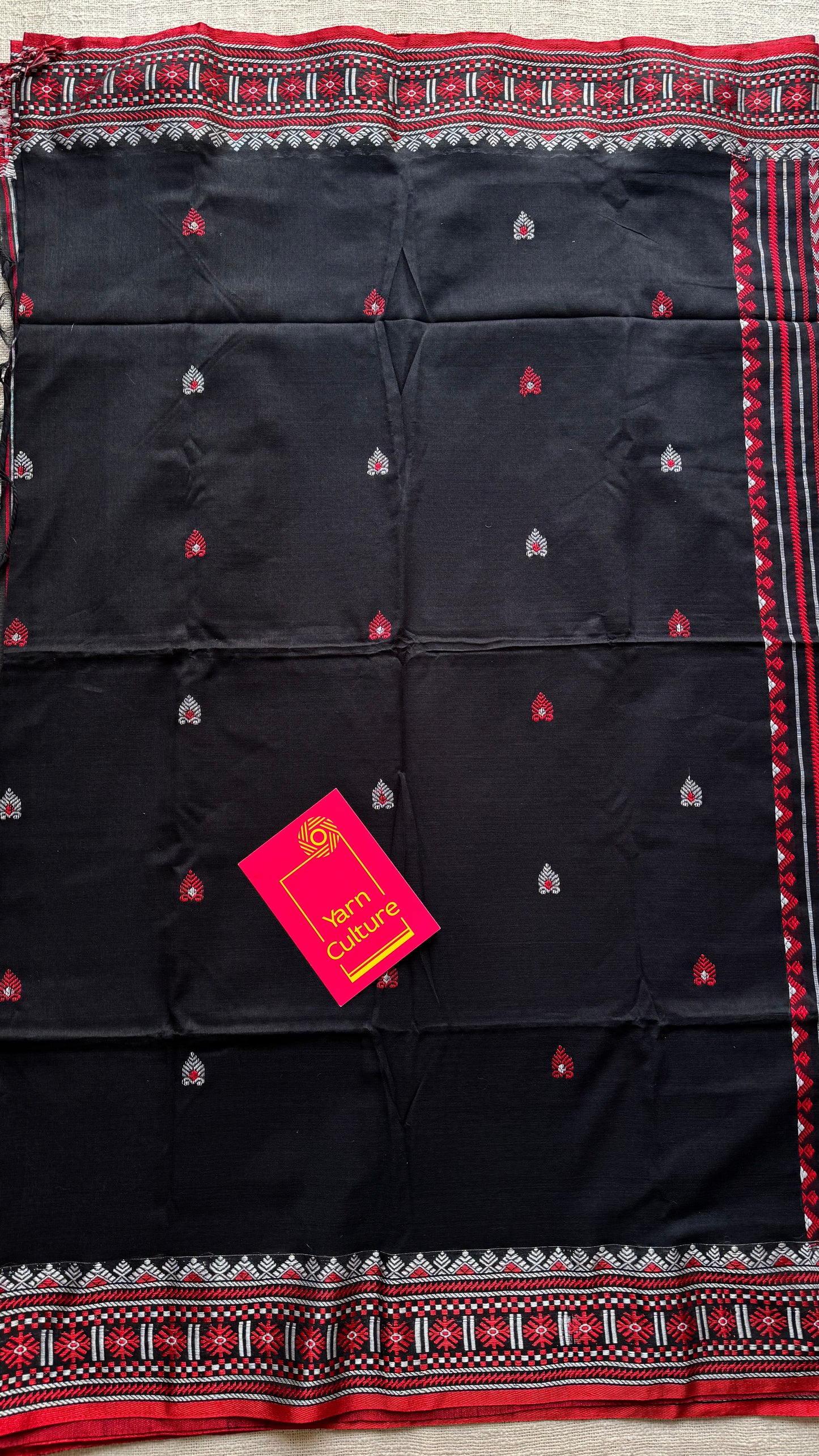 Banshori (বাঁশৰী) - Flute, evoking harmony and melody in the balance of colors, soft cotton - YCHOTEAJA207