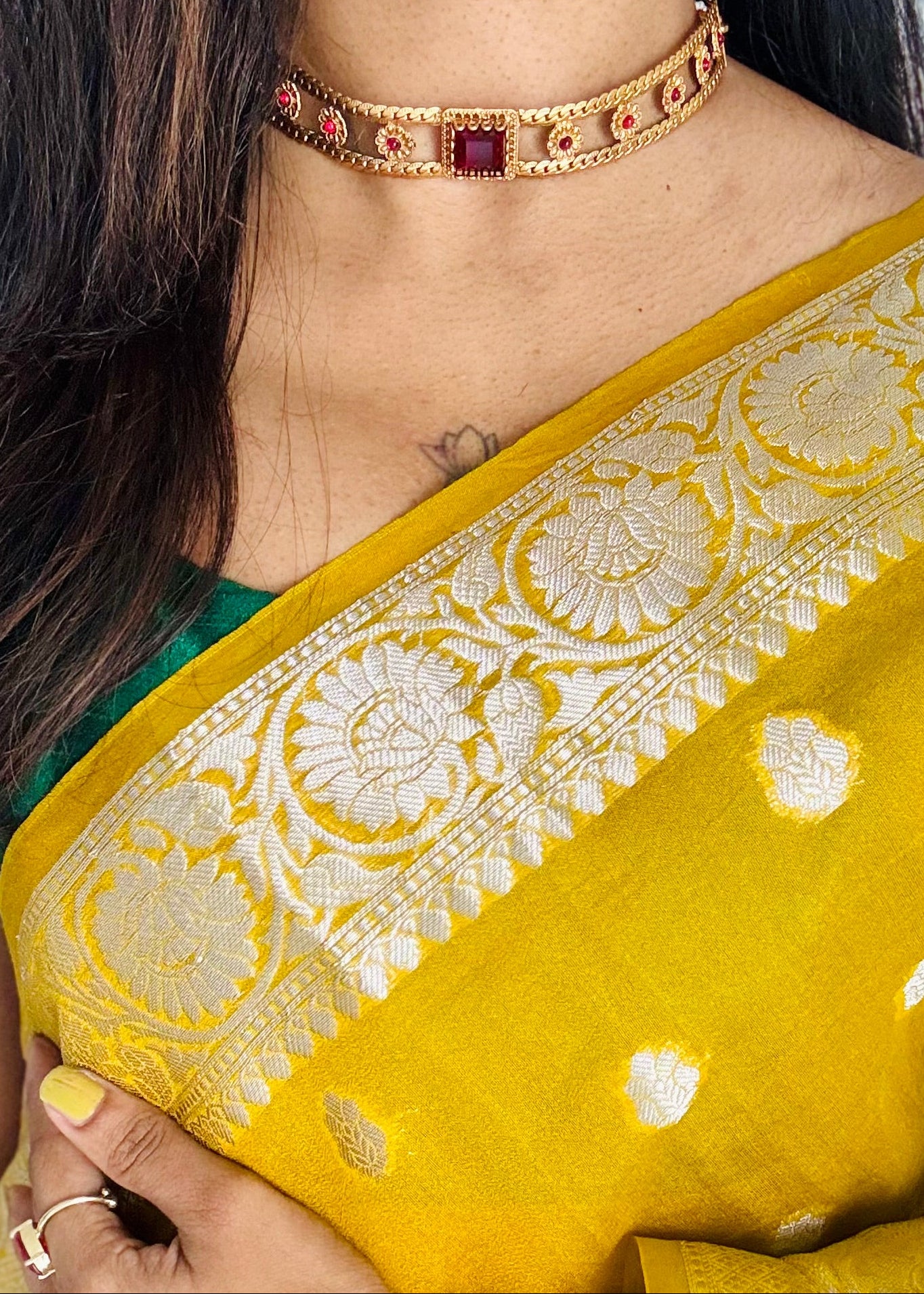 Floral choker neckpiece with red stones, with earrings - YCGPNP672