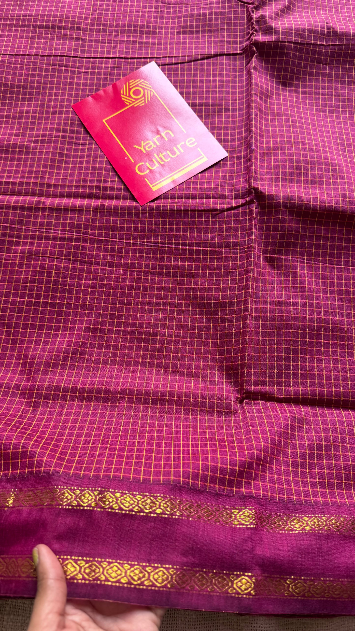 Dark berry pink (light burgundy), arani checks saree, cotton silk - YCCOTNARFE50