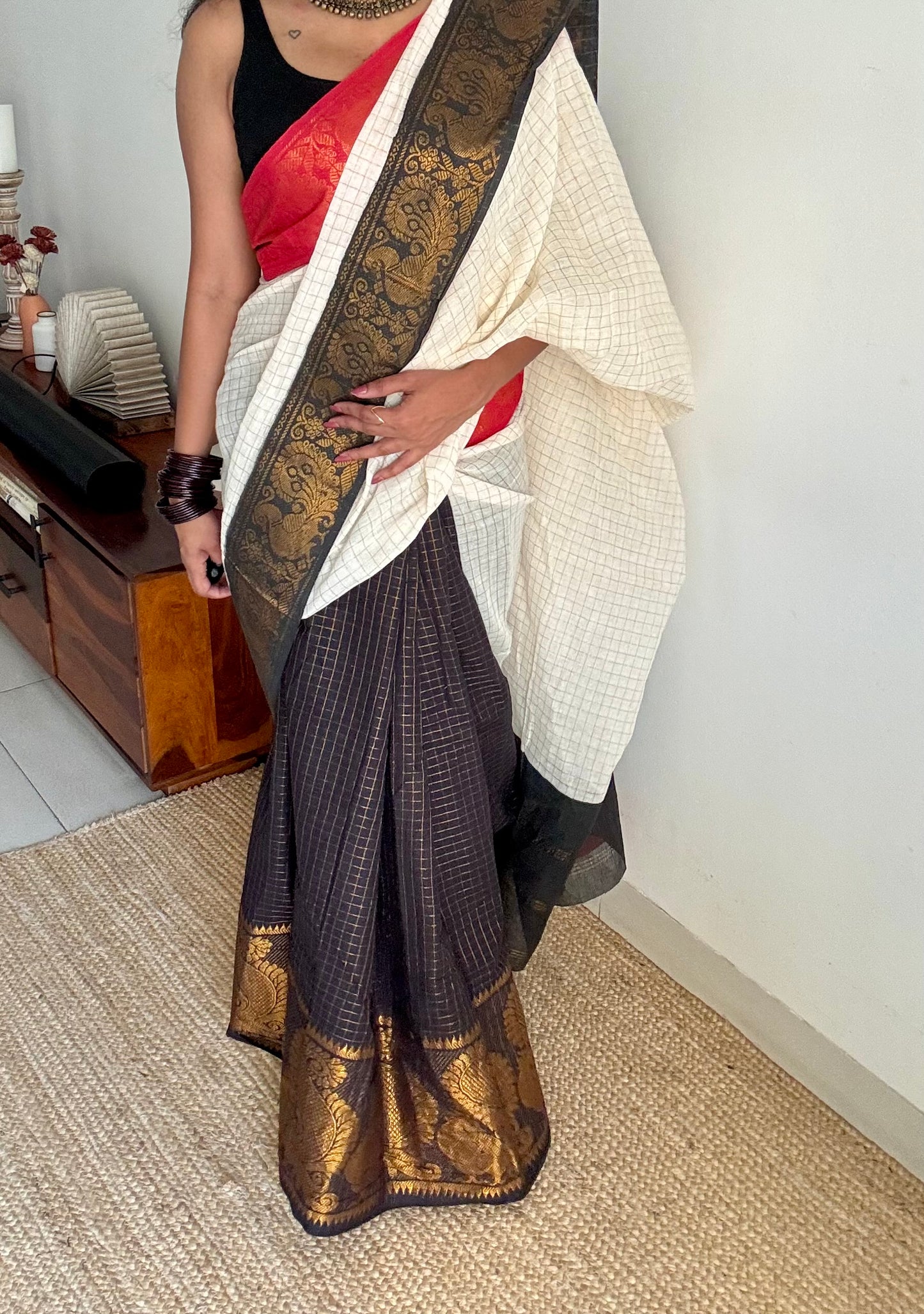 Ivory and red border with black, sungudi cotton half-half saree - YCCOTNIDMA313